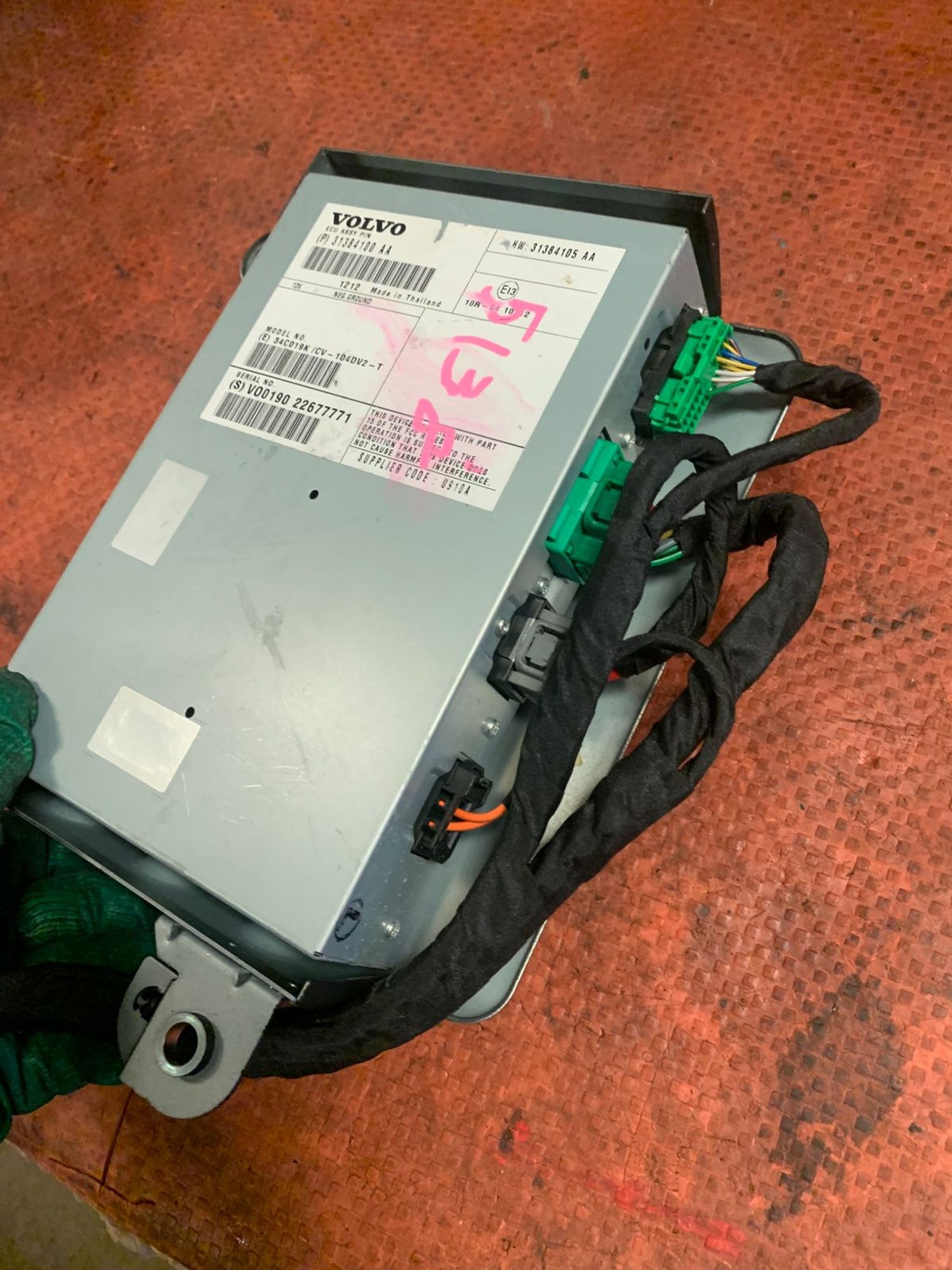 https://gcs.partsauto.market/rn-stockpro.appspot.com/thmbs/userImages/4bc412e58a1c6cab6d9447373f981aa7/part/ce480a77-3de0-4d6b-9ec1-429a3973aacd_1750180828269.jpg