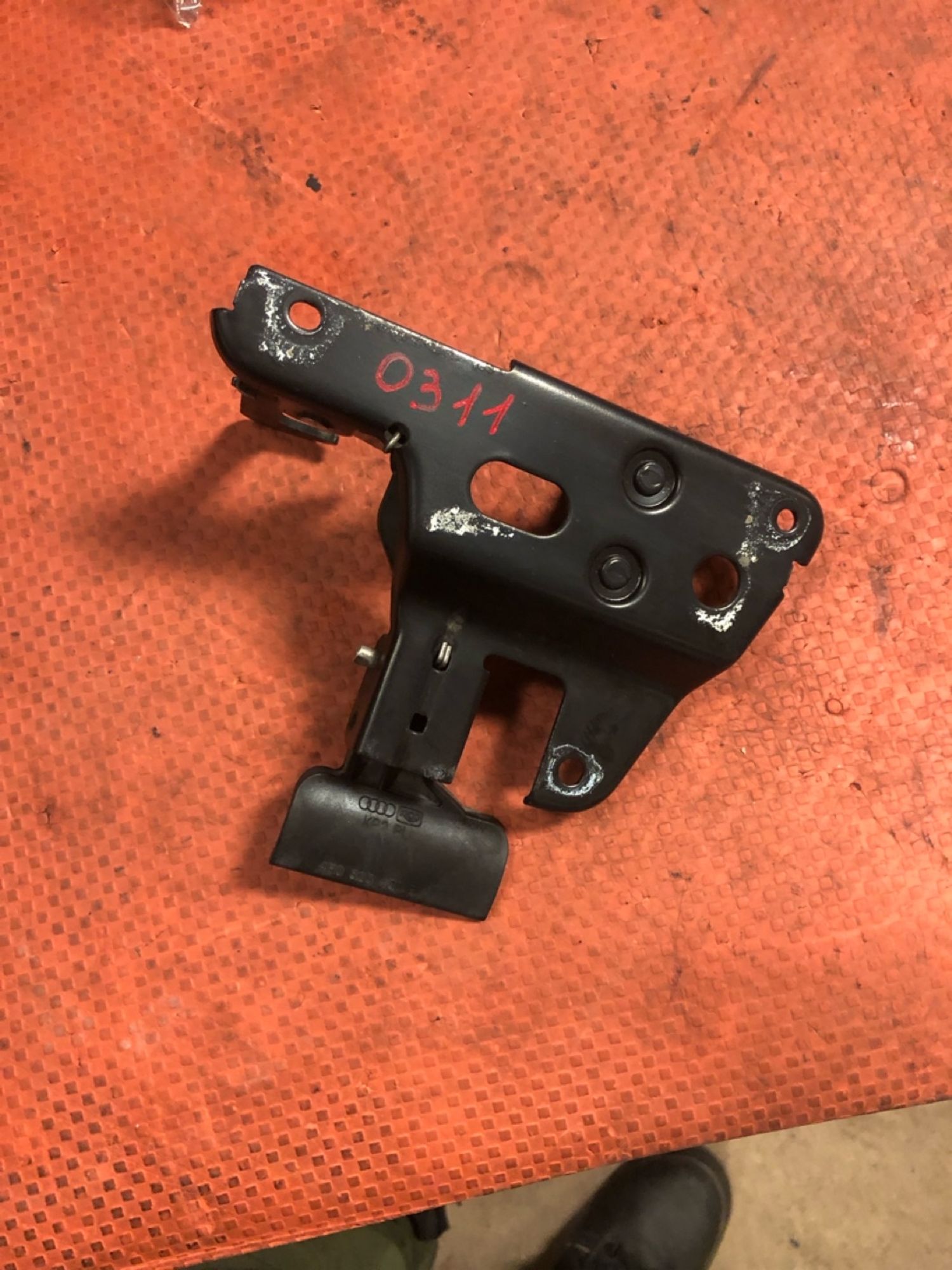 https://gcs.partsauto.market/rn-stockpro.appspot.com/thmbs/userImages/4bc412e58a1c6cab6d9447373f981aa7/part/d6045d89-c361-4069-bd05-20456261463d_1740754682599.jpg