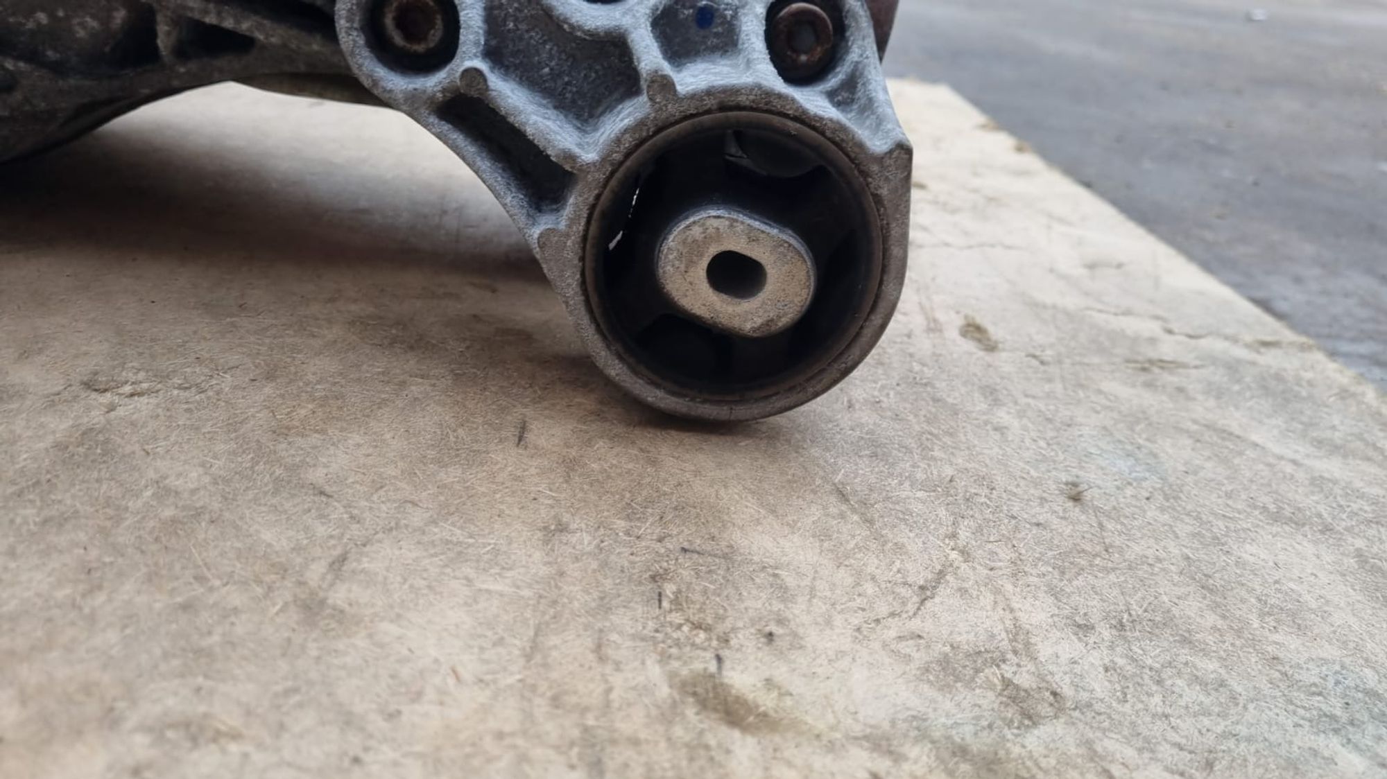 https://gcs.partsauto.market/rn-stockpro.appspot.com/thmbs/userImages/4bc412e58a1c6cab6d9447373f981aa7/part/e0586cbc-90b5-40ed-878c-7fb4f34fdaab_1741527774107.jpg