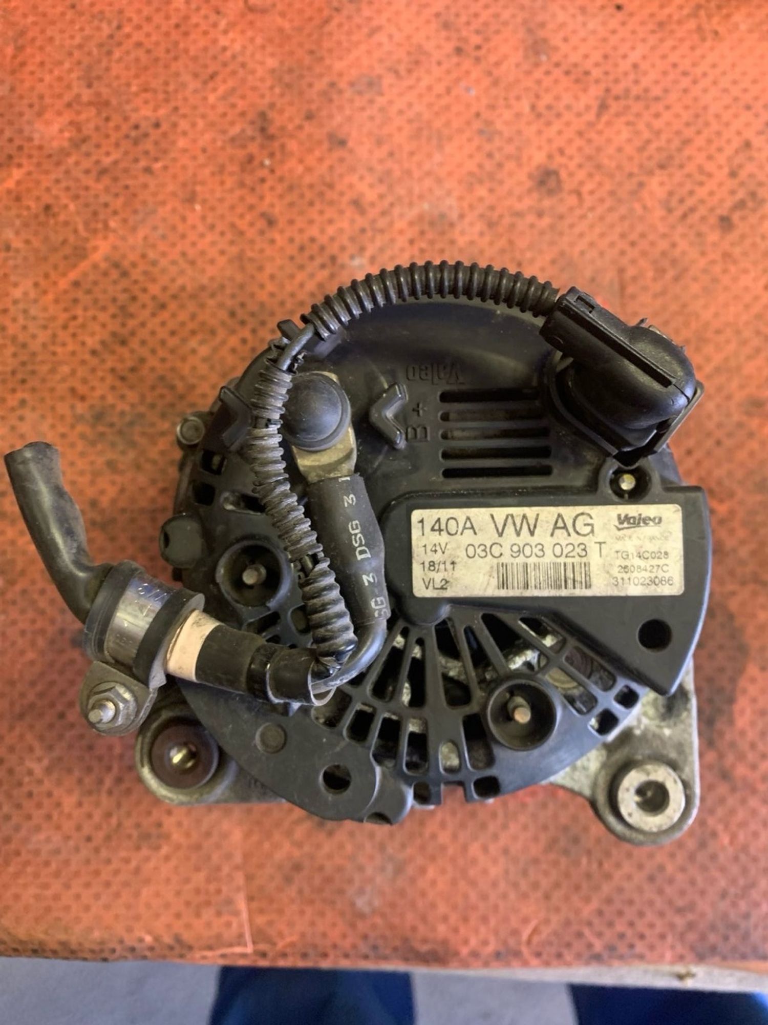 https://gcs.partsauto.market/rn-stockpro.appspot.com/thmbs/userImages/4bc412e58a1c6cab6d9447373f981aa7/part/e27c9c70-f2fa-40bf-bba3-cbb71e592aa0_1747727391641.jpg