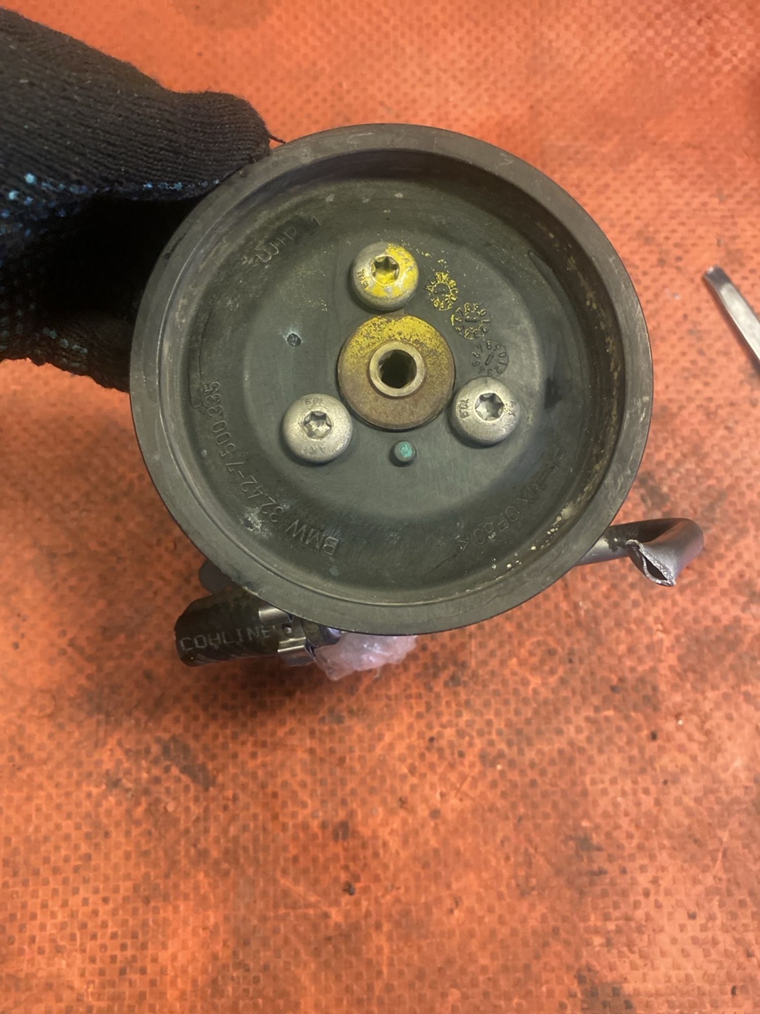 https://gcs.partsauto.market/rn-stockpro.appspot.com/thmbs/userImages/4bc412e58a1c6cab6d9447373f981aa7/part/ebdd0690-7648-4d31-b4bd-36bdbf047a00_1748680078745.jpg