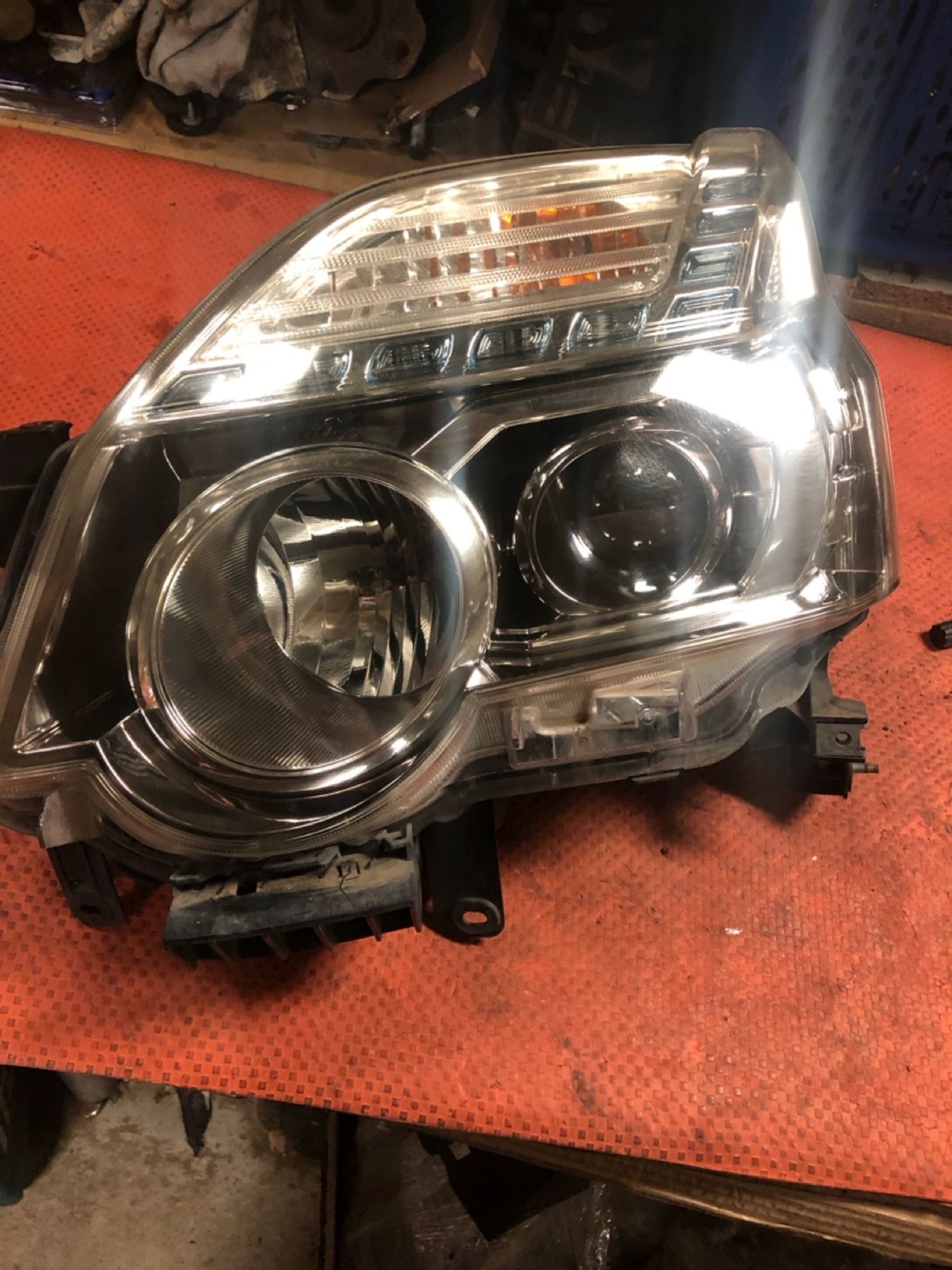 https://gcs.partsauto.market/rn-stockpro.appspot.com/thmbs/userImages/4bc412e58a1c6cab6d9447373f981aa7/part/ebf61e6d-54bb-4d1d-a8a4-6d1d642354d4_1747664171198.jpg