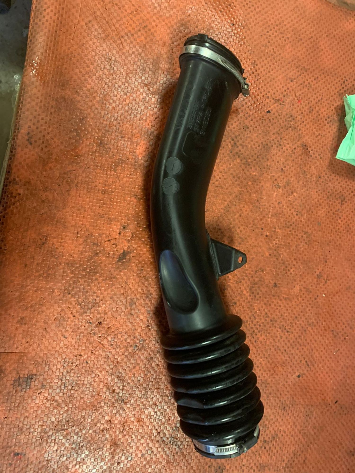 https://gcs.partsauto.market/rn-stockpro.appspot.com/thmbs/userImages/4bc412e58a1c6cab6d9447373f981aa7/part/f227143b-0a1c-4967-ab2f-8bdbc96ff44b_1750180676002.jpg