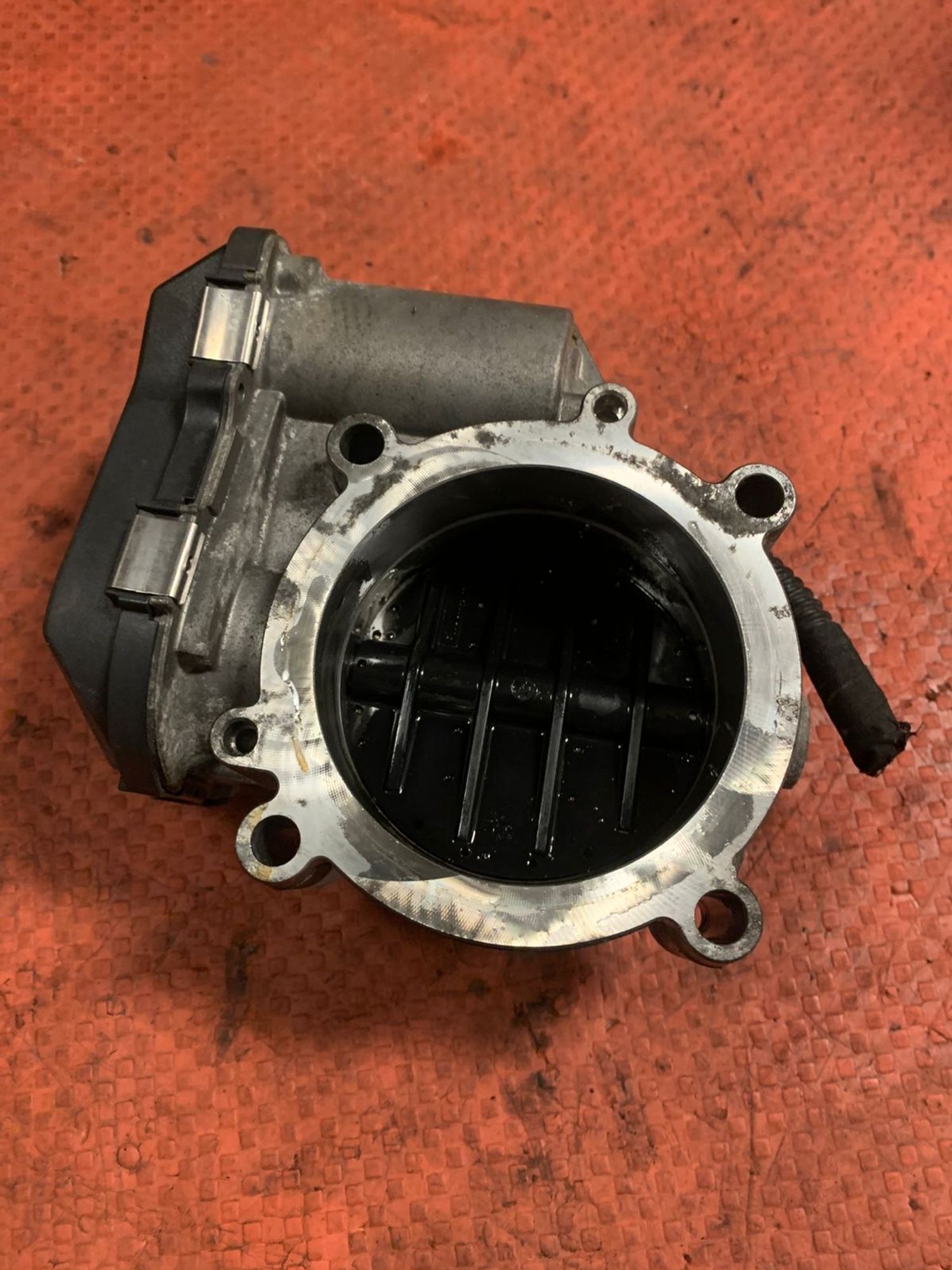 https://gcs.partsauto.market/rn-stockpro.appspot.com/thmbs/userImages/4bc412e58a1c6cab6d9447373f981aa7/part/f40b42fd-a72c-4b6a-ac81-4a0d757f2ddf_1746451119032.jpg