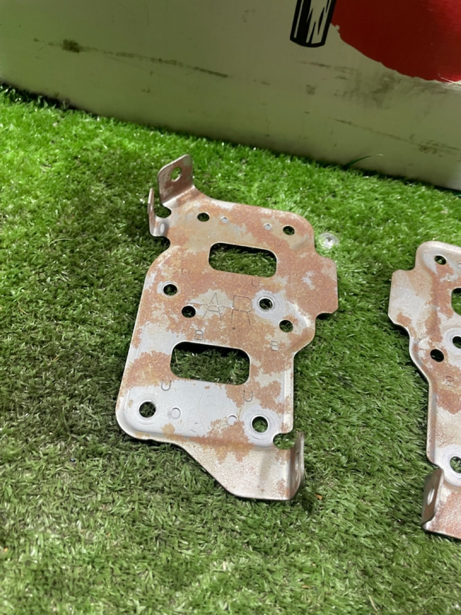 https://gcs.partsauto.market/rn-stockpro.appspot.com/thmbs/userImages/4e1bc8e8be6d12293f9f8a0ab6f3665c/part/0a6ef2a2-ab43-4ab5-8988-c9691519f13c_1747045768629.jpg