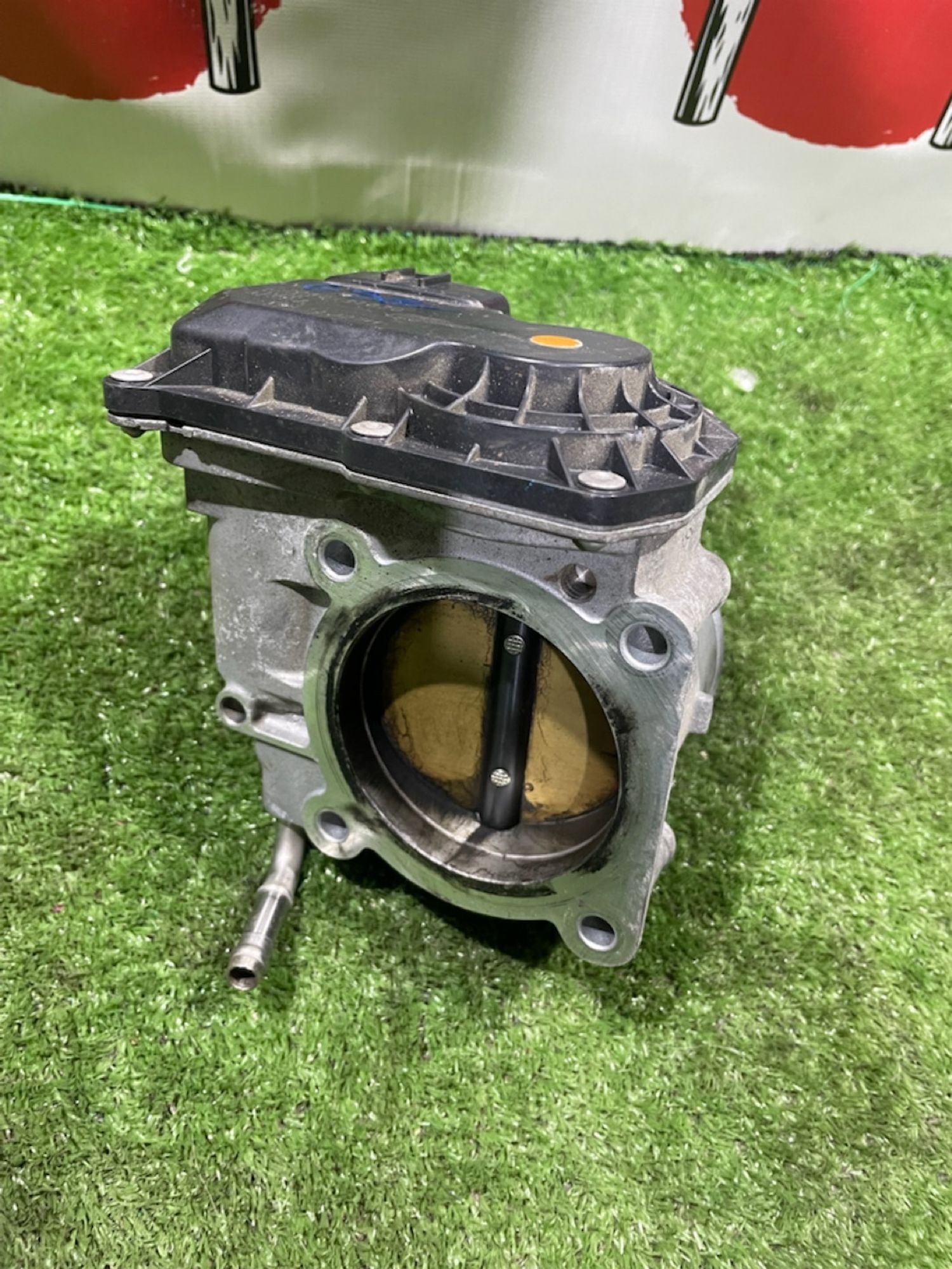 https://gcs.partsauto.market/rn-stockpro.appspot.com/thmbs/userImages/4e1bc8e8be6d12293f9f8a0ab6f3665c/part/11bf2e72-1482-4b8c-bb1b-f32b8d43936b_1747279654108.jpg