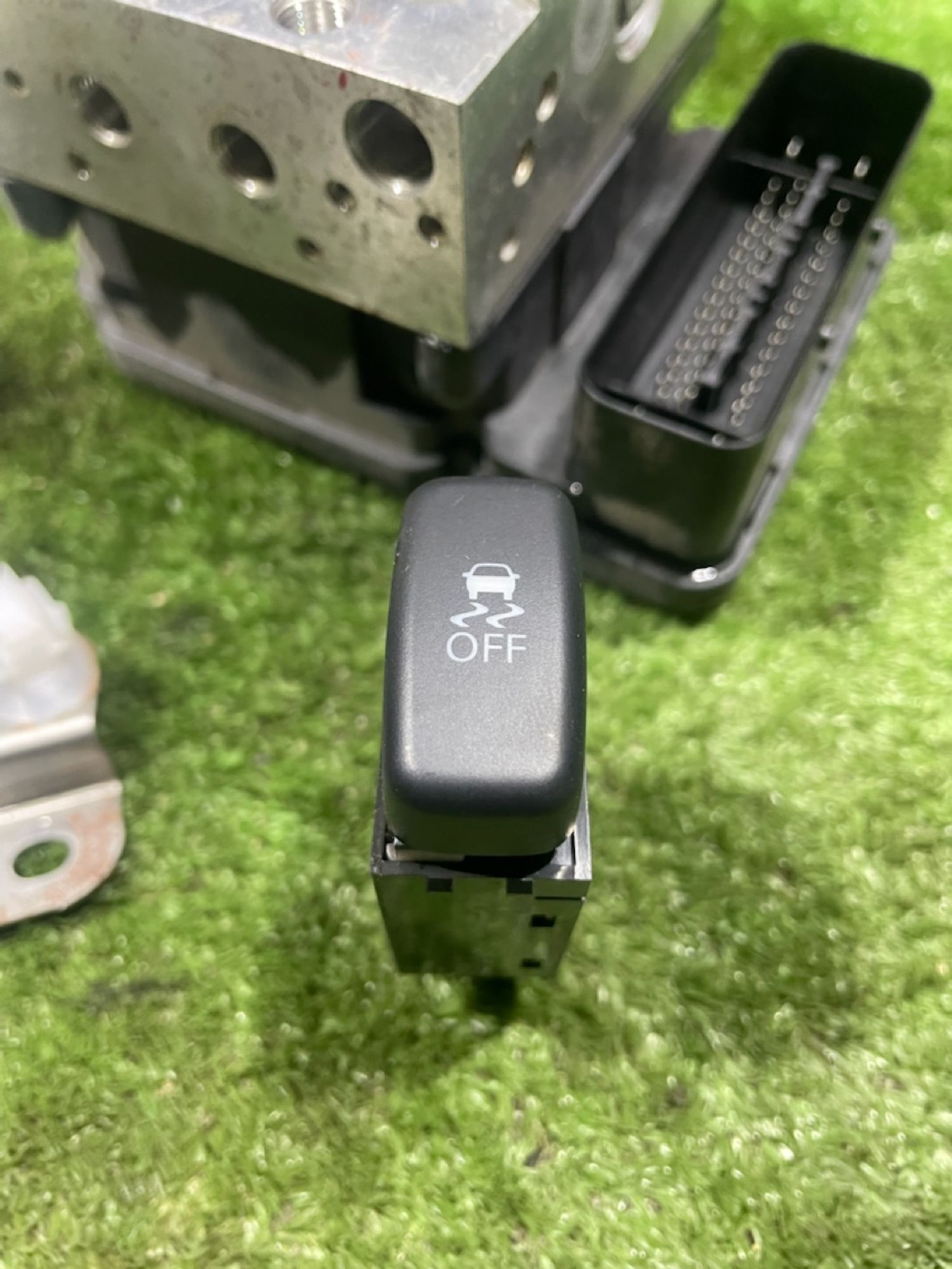 https://gcs.partsauto.market/rn-stockpro.appspot.com/thmbs/userImages/4e1bc8e8be6d12293f9f8a0ab6f3665c/part/20207d01-9653-4446-bbfe-e13ed91ecb90_1746963098805.jpg