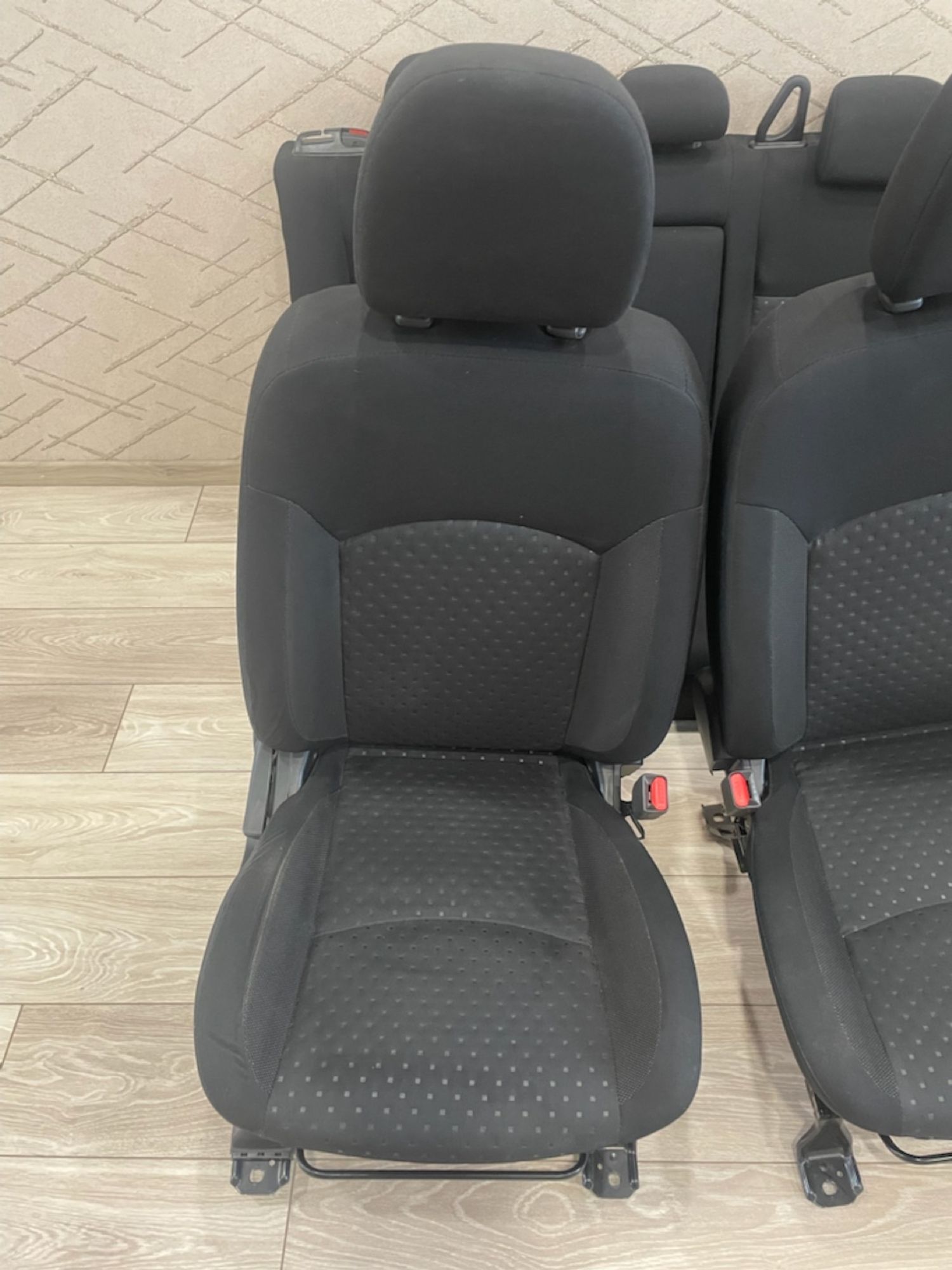 https://gcs.partsauto.market/rn-stockpro.appspot.com/thmbs/userImages/4e1bc8e8be6d12293f9f8a0ab6f3665c/part/9907f97a-8e71-4a07-be62-4af321e4ec93_1747280770092.jpg