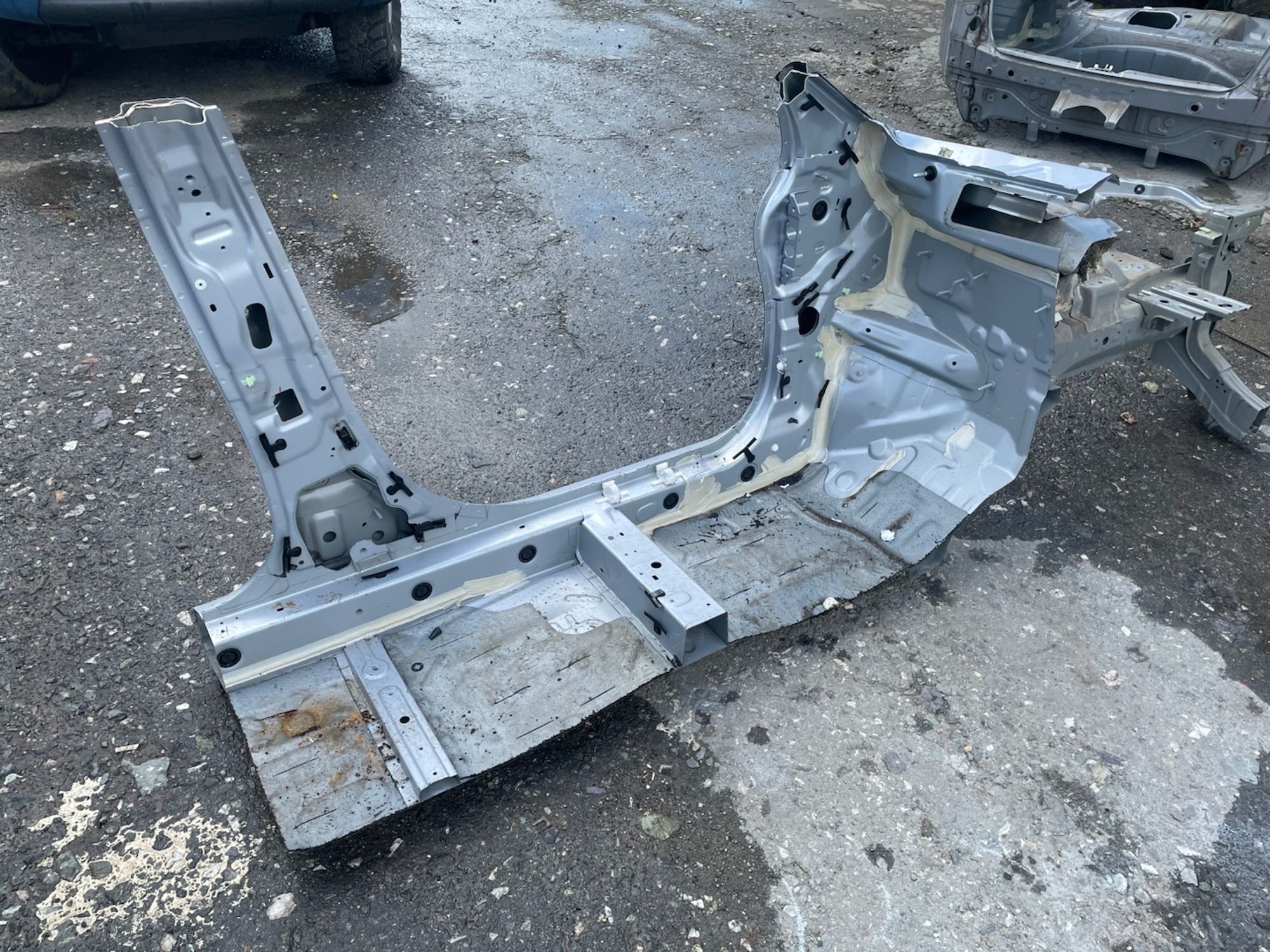 https://gcs.partsauto.market/rn-stockpro.appspot.com/thmbs/userImages/4e1bc8e8be6d12293f9f8a0ab6f3665c/part/a0fa4df1-4a89-4dae-bbef-de298fb2ec02_1746966276448.jpg