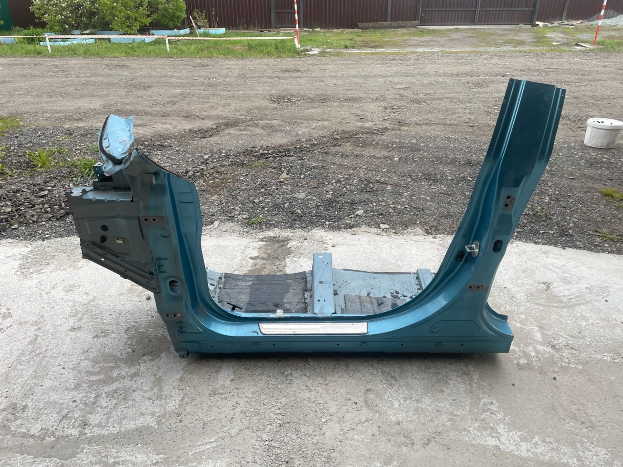 https://gcs.partsauto.market/rn-stockpro.appspot.com/thmbs/userImages/4e1bc8e8be6d12293f9f8a0ab6f3665c/part/bd87af85-4c8a-450e-b32f-20927529f253_1746965336854.jpg