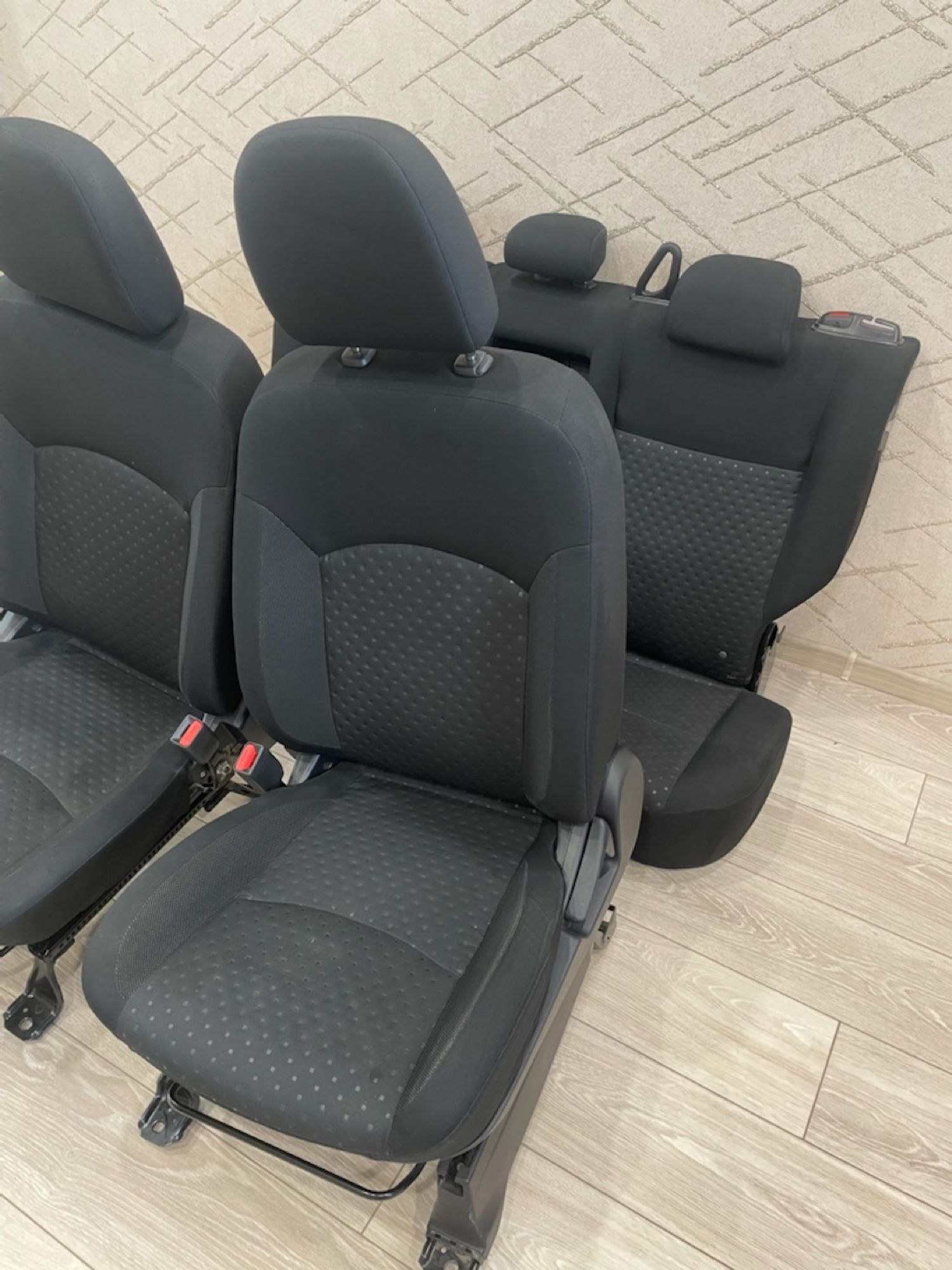 https://gcs.partsauto.market/rn-stockpro.appspot.com/thmbs/userImages/4e1bc8e8be6d12293f9f8a0ab6f3665c/part/df31cd6d-43a3-45f4-ab2b-0f886bf4f3bc_1747280777703.jpg
