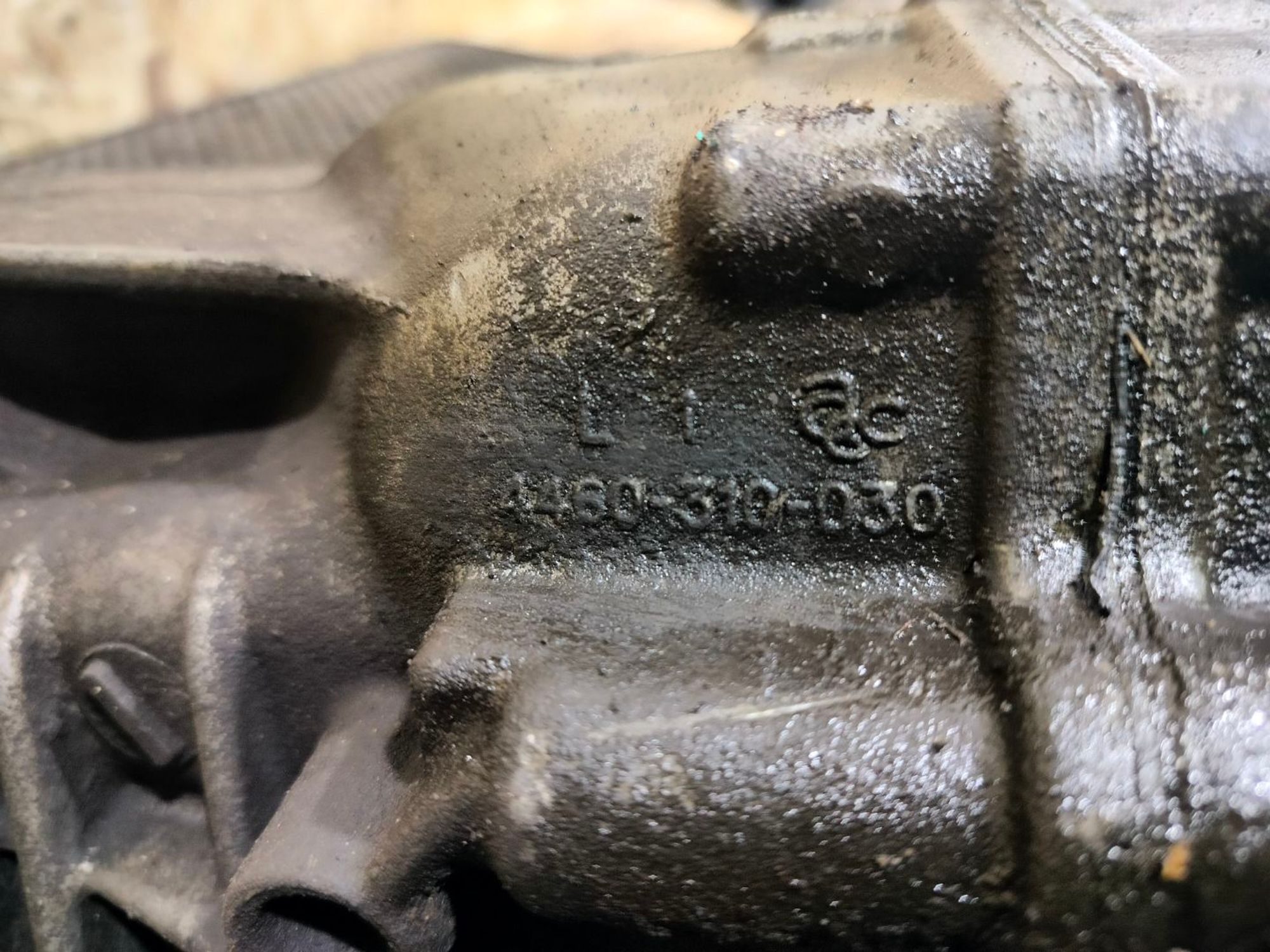 https://gcs.partsauto.market/rn-stockpro.appspot.com/thmbs/userImages/52bdfa25553bb456af71d3d2901b142b/part/22fb92df-9e77-43f6-b62e-f62cafd31c5f_1733323765060.jpg