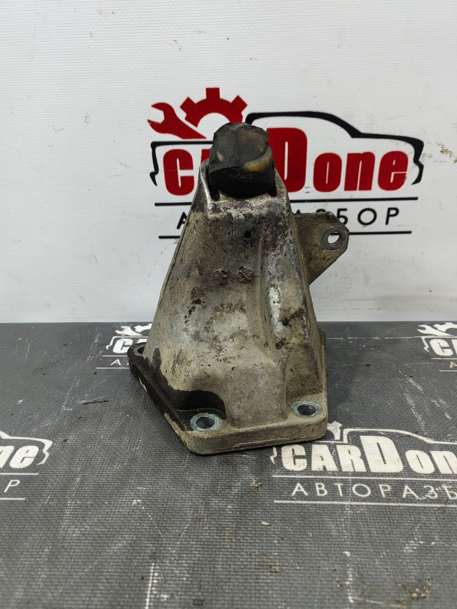 https://gcs.partsauto.market/rn-stockpro.appspot.com/thmbs/userImages/52bdfa25553bb456af71d3d2901b142b/part/ac4cb8f2-e2e8-40ba-b98b-78c579bf6fa8_1739112199077.jpg