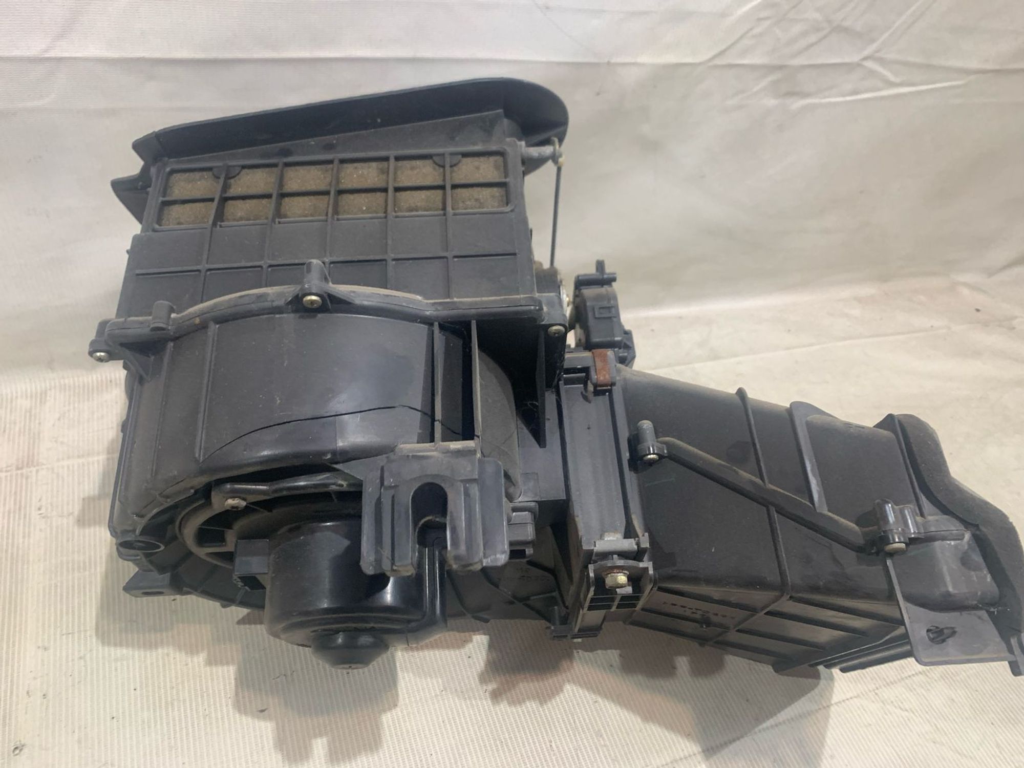 https://gcs.partsauto.market/rn-stockpro.appspot.com/thmbs/userImages/5bd9f82b295ca622c9b7c916cd62060a/part/49024de0-4858-40a6-bb90-fd58c78c6c63_1742831756991.jpg