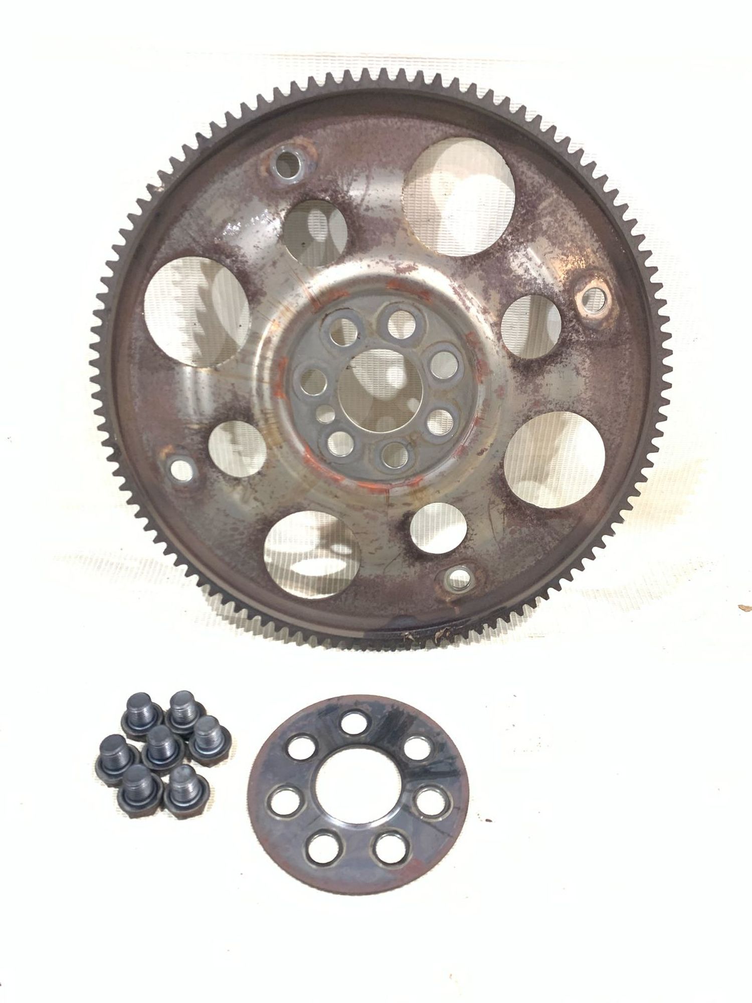 https://gcs.partsauto.market/rn-stockpro.appspot.com/thmbs/userImages/5bd9f82b295ca622c9b7c916cd62060a/part/53354abe-d1a6-4f28-97a1-1d280aab785c_1741958247764.jpg