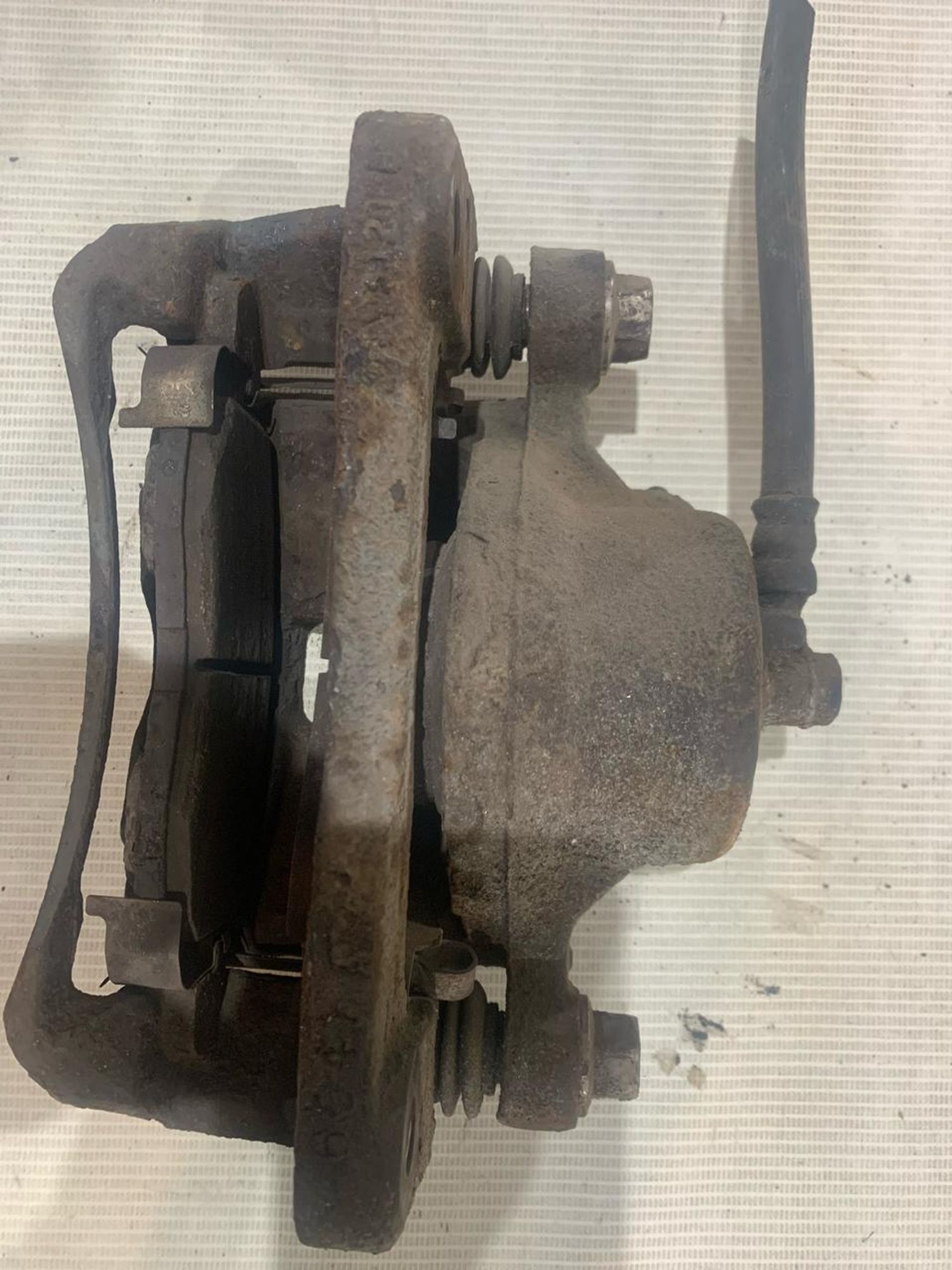 https://gcs.partsauto.market/rn-stockpro.appspot.com/thmbs/userImages/5bd9f82b295ca622c9b7c916cd62060a/part/5d33cb86-ce4c-4acf-932d-836d64c0c7ec_1742826205204.jpg
