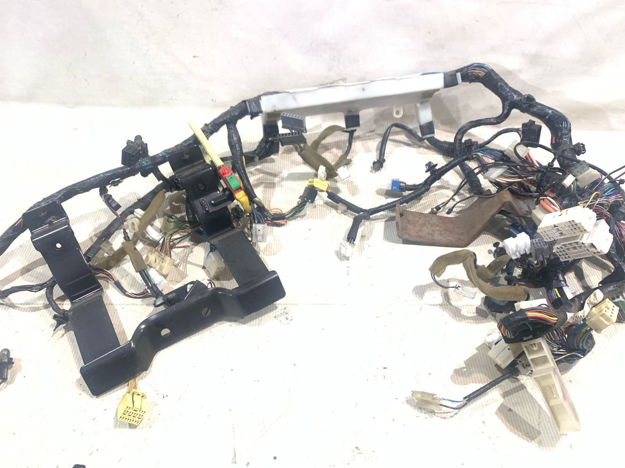https://gcs.partsauto.market/rn-stockpro.appspot.com/thmbs/userImages/5bd9f82b295ca622c9b7c916cd62060a/part/7485afcd-82b2-41b5-8565-d71a7320157e_1742812480786.jpg
