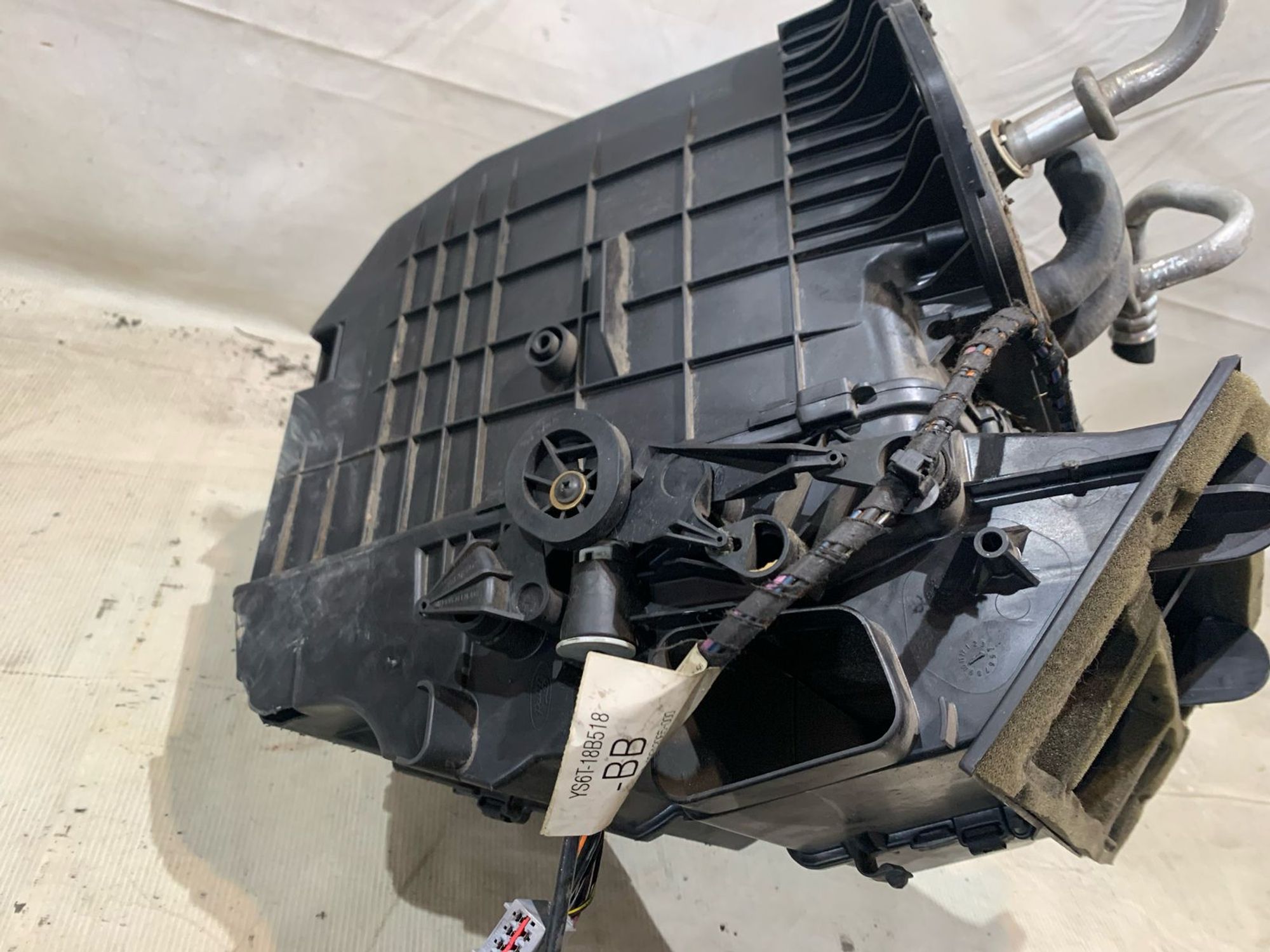 https://gcs.partsauto.market/rn-stockpro.appspot.com/thmbs/userImages/5bd9f82b295ca622c9b7c916cd62060a/part/887c3641-6d37-49a7-bf97-30bd020cb790_1743417078413.jpg