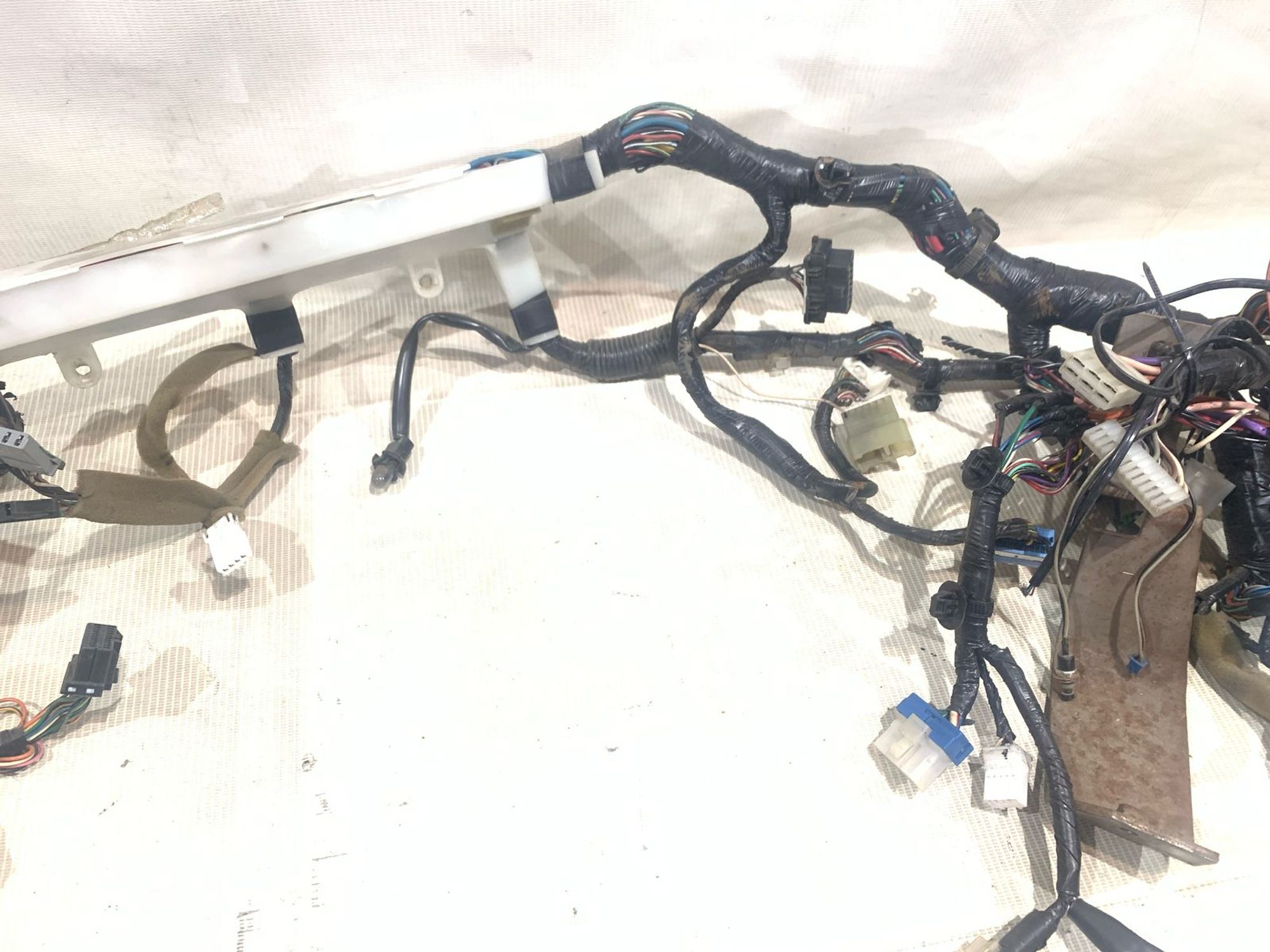 https://gcs.partsauto.market/rn-stockpro.appspot.com/thmbs/userImages/5bd9f82b295ca622c9b7c916cd62060a/part/951a7639-08ef-4593-8580-eb4135dbf2ff_1742812480066.jpg