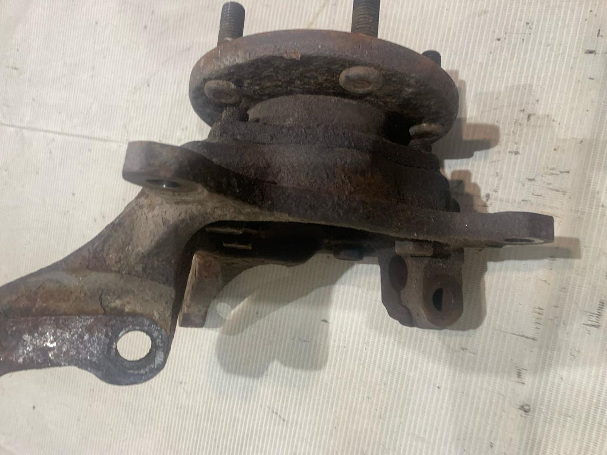 https://gcs.partsauto.market/rn-stockpro.appspot.com/thmbs/userImages/5bd9f82b295ca622c9b7c916cd62060a/part/ad8e91e8-82b7-4fcc-a249-b39a1aa09f67_1742826307945.jpg