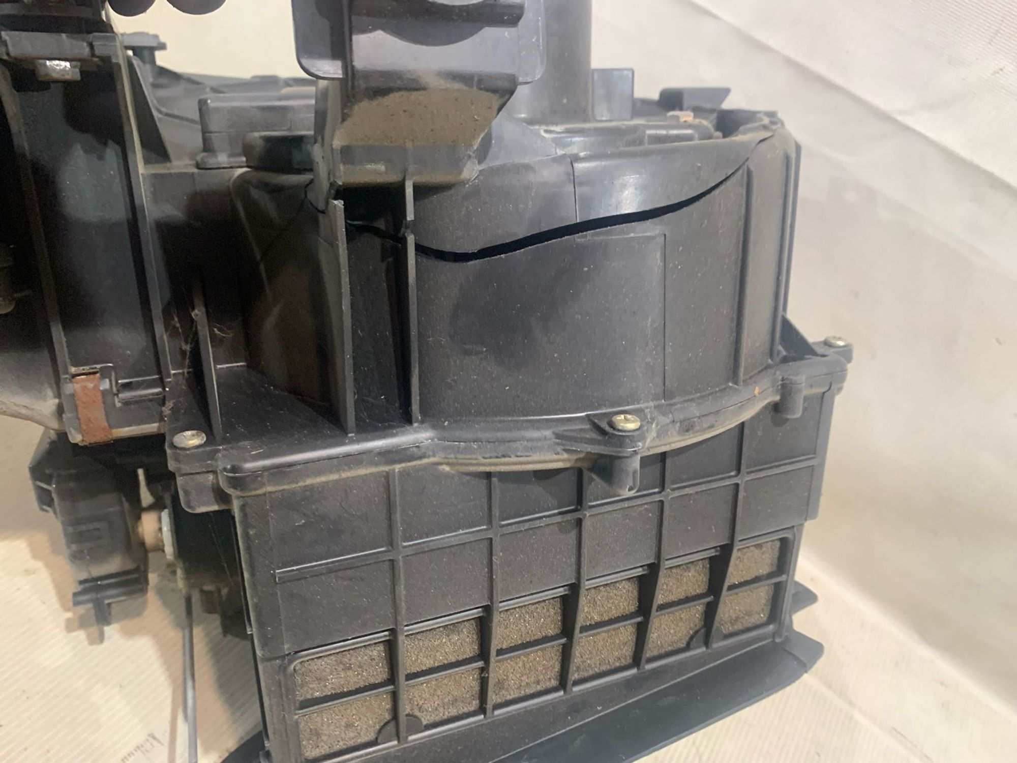 https://gcs.partsauto.market/rn-stockpro.appspot.com/thmbs/userImages/5bd9f82b295ca622c9b7c916cd62060a/part/c8c500e8-dd28-4048-806a-92caee0e1a27_1742831757575.jpg