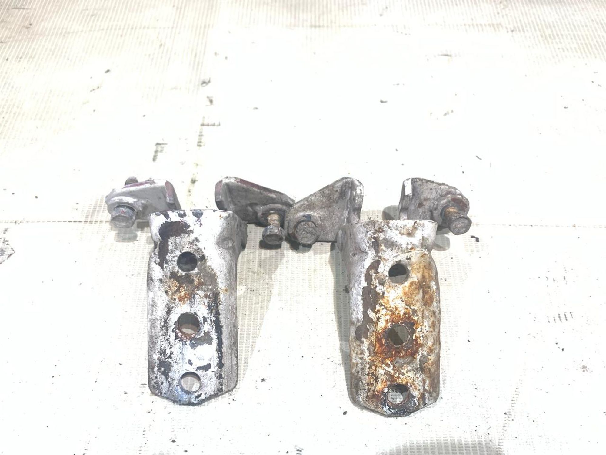 https://gcs.partsauto.market/rn-stockpro.appspot.com/thmbs/userImages/5bd9f82b295ca622c9b7c916cd62060a/part/da166aa7-0443-4a7b-87af-0f7eba43a6df_1743177883970.jpg