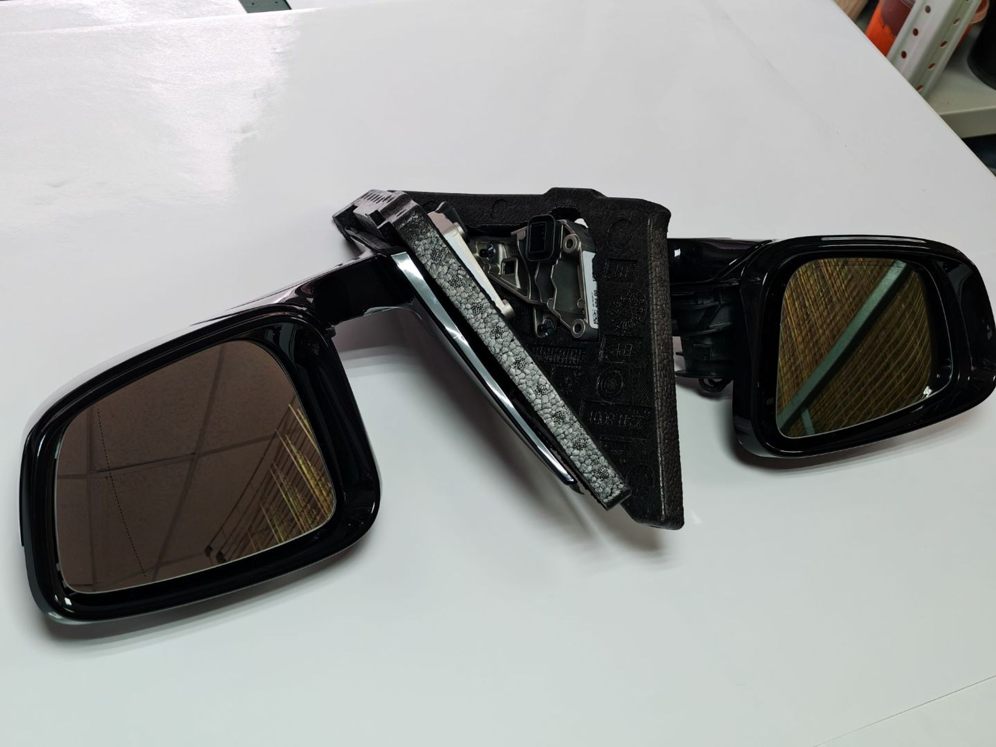 https://gcs.partsauto.market/rn-stockpro.appspot.com/thmbs/userImages/5ead45278cfd2b2829f1827aeb67b07a/part/16ea9afe-cd96-4a28-9d18-728959e779bf_1747834090883.jpg
