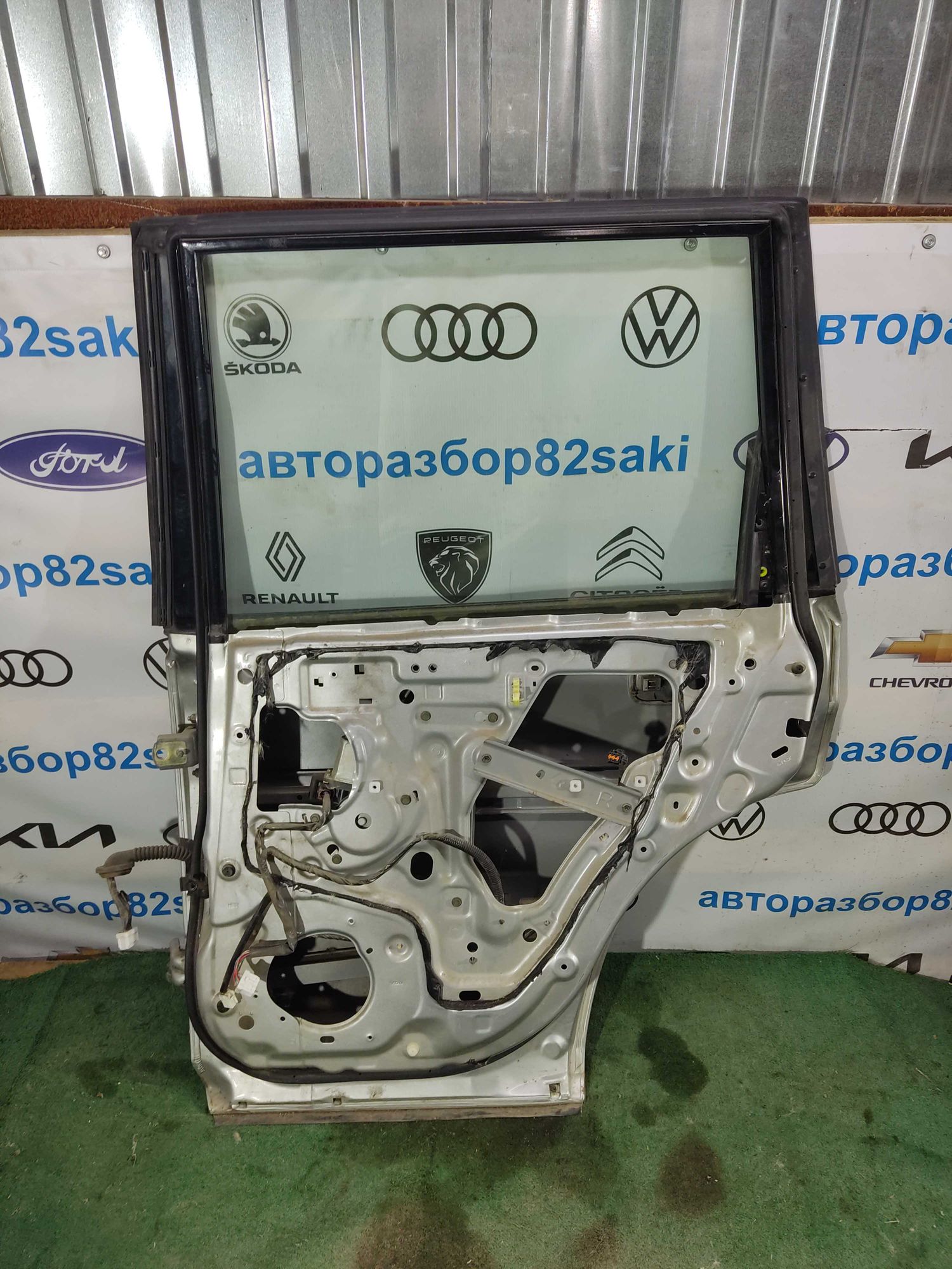 https://gcs.partsauto.market/rn-stockpro.appspot.com/thmbs/userImages/619f46812844e172be2091ba87ce6e23/part/8245ec66-ed3e-496a-91c2-20d23f78da9e_1699707251471.jpg