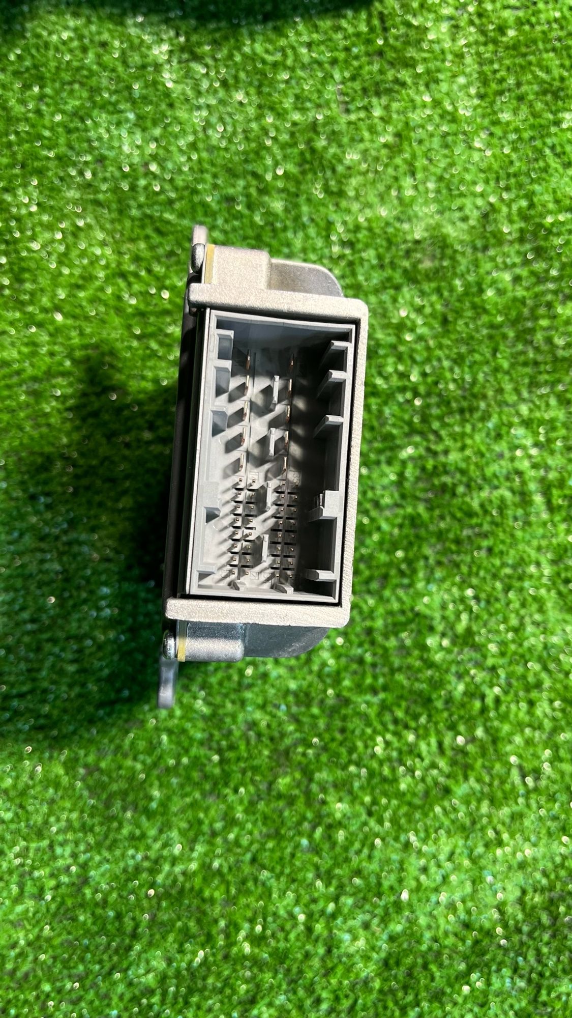 https://gcs.partsauto.market/rn-stockpro.appspot.com/thmbs/userImages/6ba1a009e091b4e9dca0a5331b69e496/part/e64e2f65-04f0-4f15-9374-845d9973bdbd_1750933967622.jpg