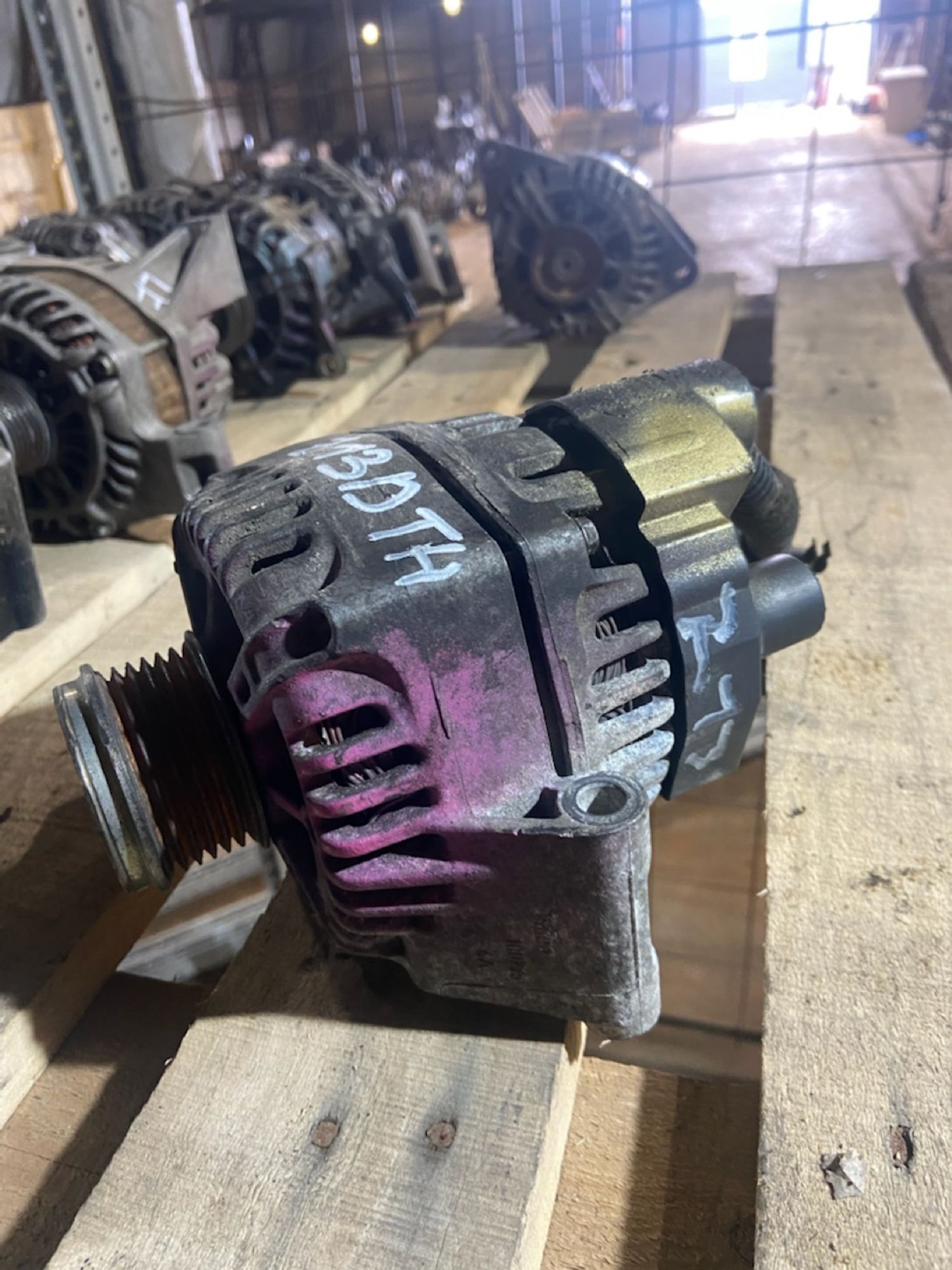 https://gcs.partsauto.market/rn-stockpro.appspot.com/thmbs/userImages/6f33805b29a6746de351b9316bd1f93c/part/00b04e4c-ae23-4a1b-ad58-fcf10370c0e1_1744806004695.jpg