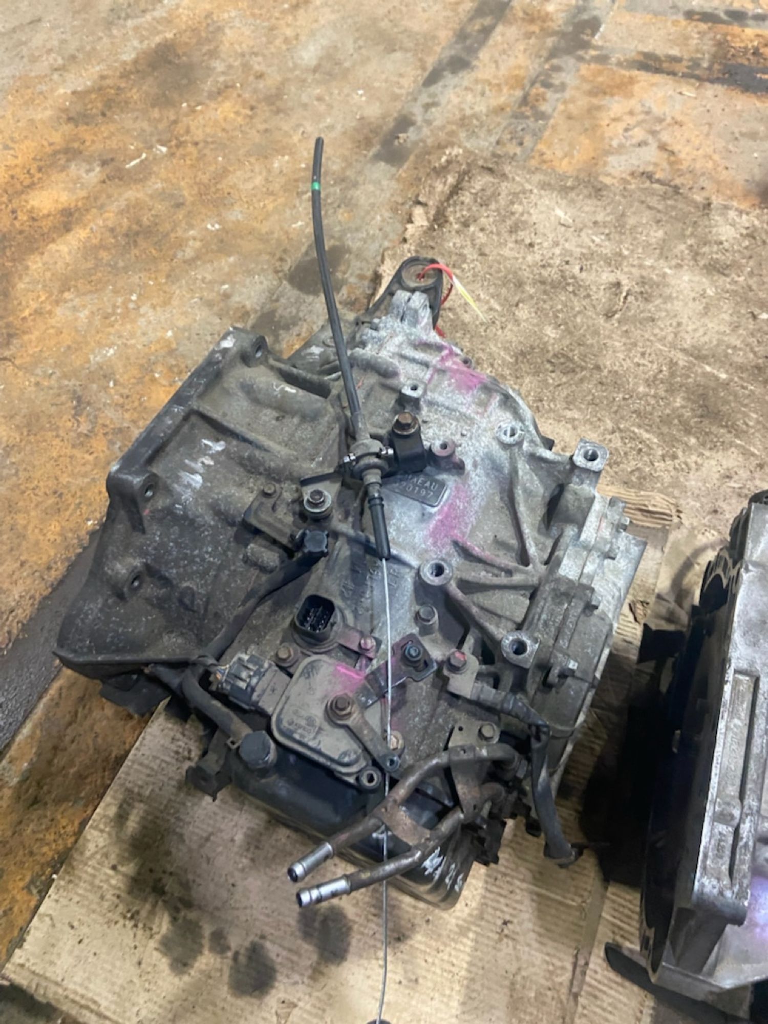 https://gcs.partsauto.market/rn-stockpro.appspot.com/thmbs/userImages/6f33805b29a6746de351b9316bd1f93c/part/4cc2a6fd-b7eb-4a04-89d1-46a07397c644_1744818920465.jpg