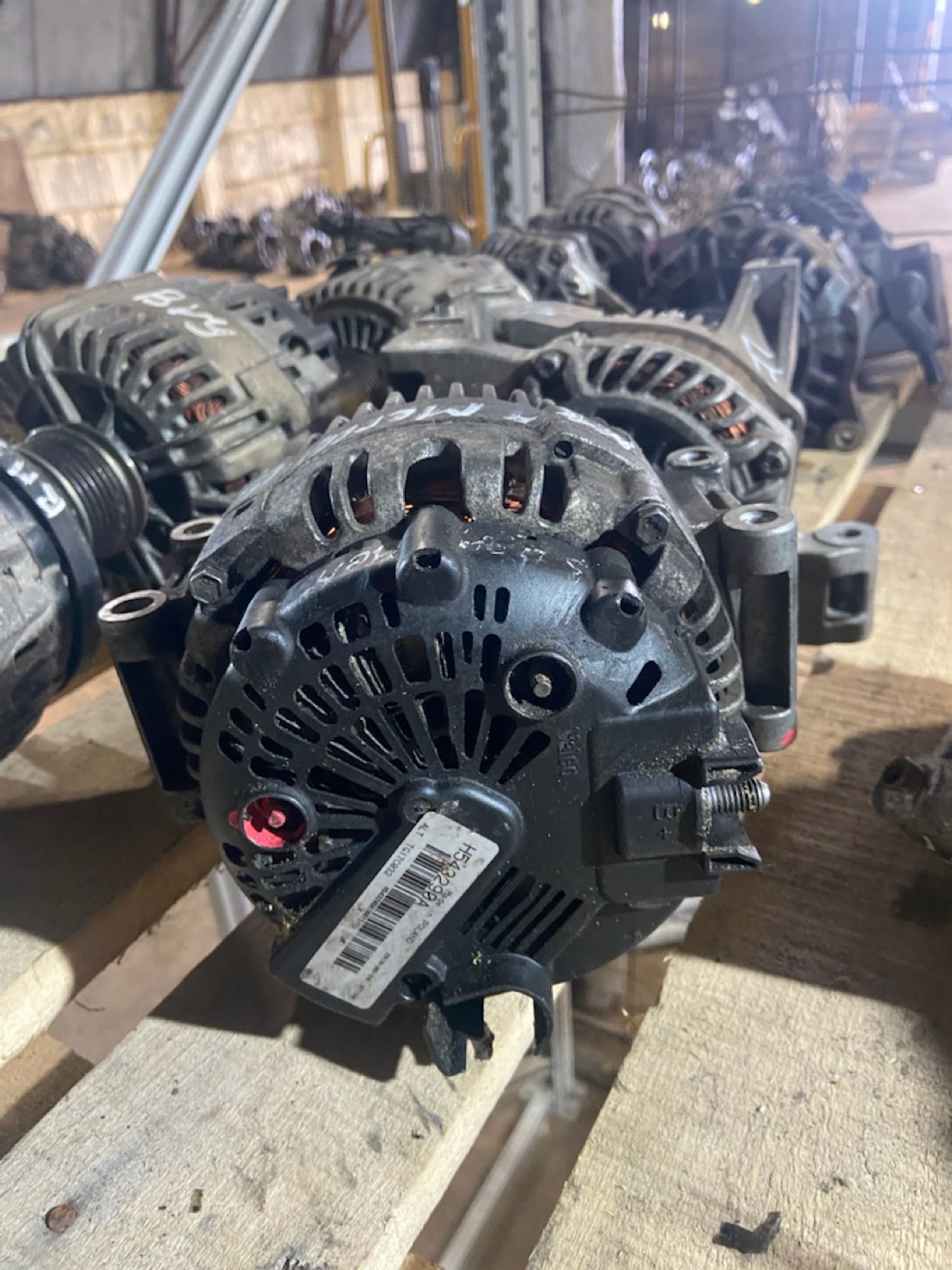 https://gcs.partsauto.market/rn-stockpro.appspot.com/thmbs/userImages/6f33805b29a6746de351b9316bd1f93c/part/68a90b99-00cf-4a73-ac57-c8f68e1c99ff_1744806790472.jpg