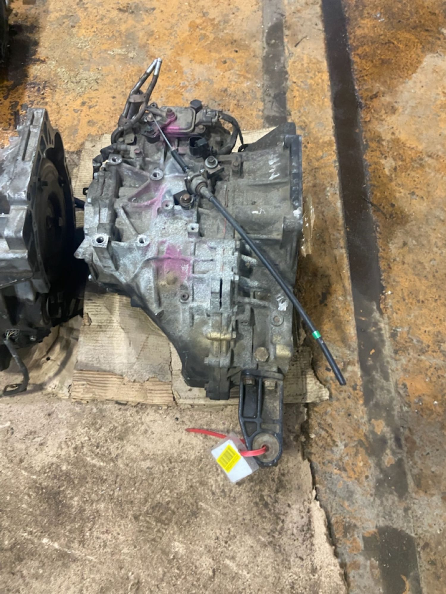 https://gcs.partsauto.market/rn-stockpro.appspot.com/thmbs/userImages/6f33805b29a6746de351b9316bd1f93c/part/78fc1d0e-aa85-460d-b0d1-584dd1e95d74_1744807125747.jpg