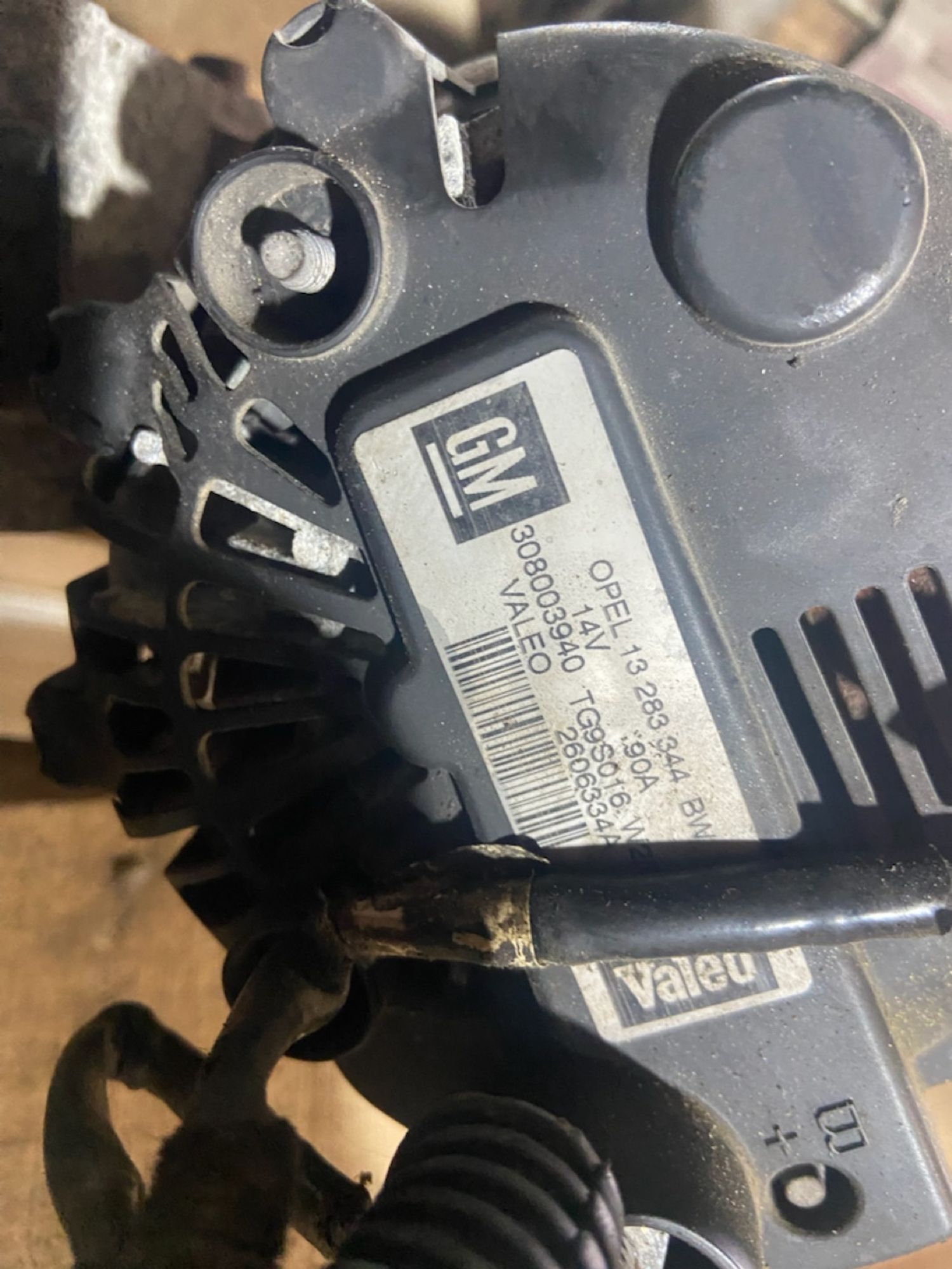 https://gcs.partsauto.market/rn-stockpro.appspot.com/thmbs/userImages/6f33805b29a6746de351b9316bd1f93c/part/cc0341bd-53fe-405e-bbee-1bb65deb5418_1744806583658.jpg