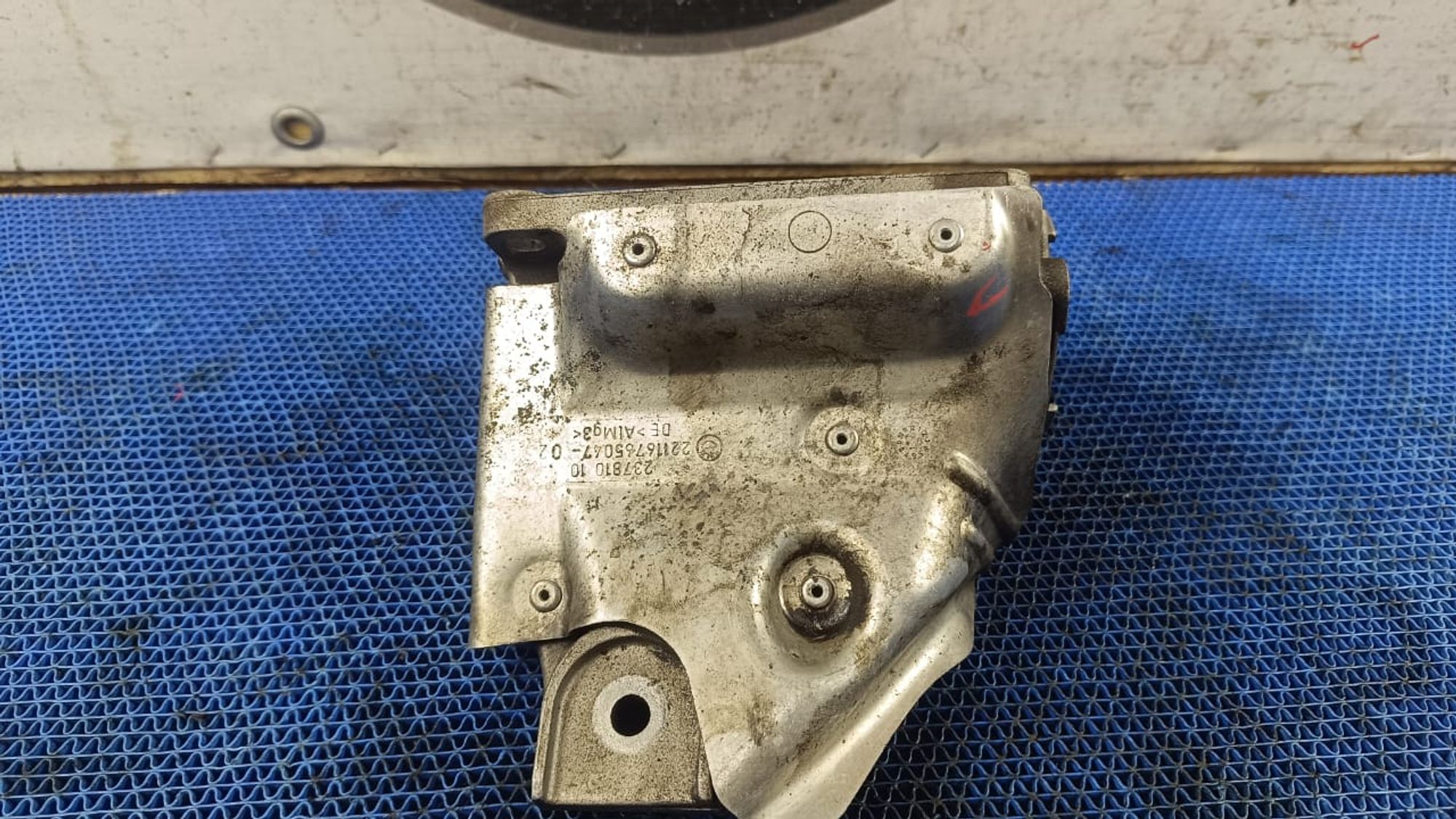 https://gcs.partsauto.market/rn-stockpro.appspot.com/thmbs/userImages/72ad5fba4727bffbc6ea9a8c61494201/part/01f3346e-0aa8-4b19-b525-6a7eb838fb7b_1733756413307.jpg