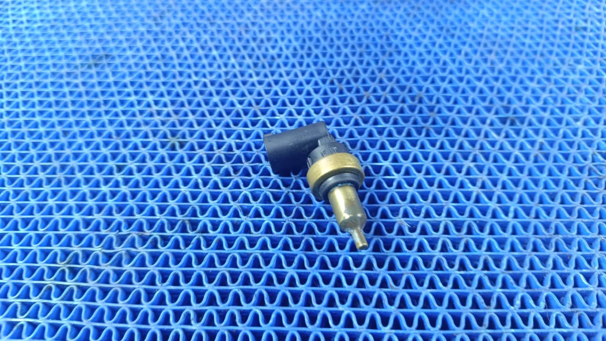 https://gcs.partsauto.market/rn-stockpro.appspot.com/thmbs/userImages/72ad5fba4727bffbc6ea9a8c61494201/part/026fd657-5e6d-4d88-8092-823c2a4982a1_1737380313096.jpg