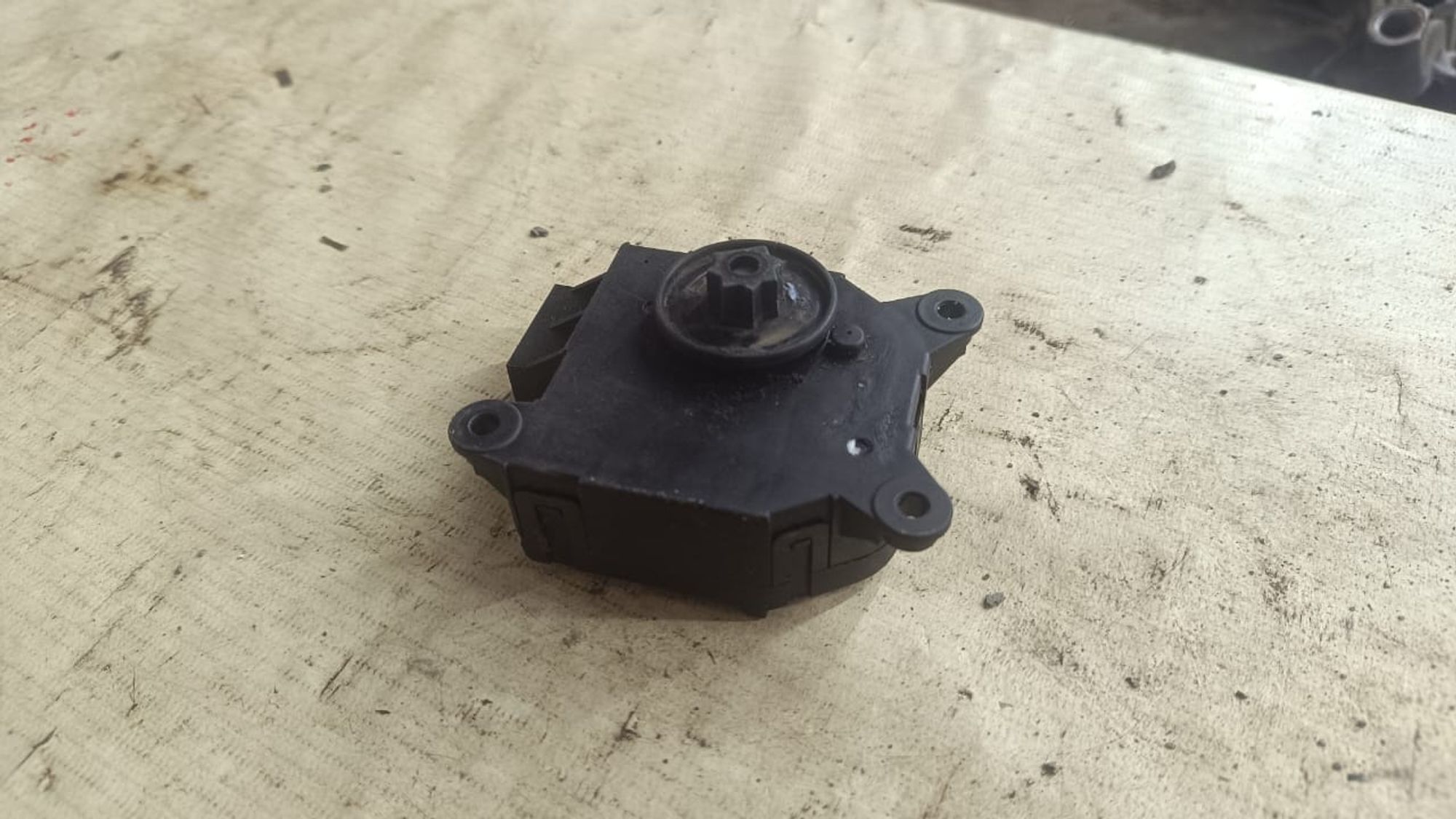 https://gcs.partsauto.market/rn-stockpro.appspot.com/thmbs/userImages/72ad5fba4727bffbc6ea9a8c61494201/part/0446ad57-d038-46df-b4ef-f4f918c3cf3a_1742928431121.jpg