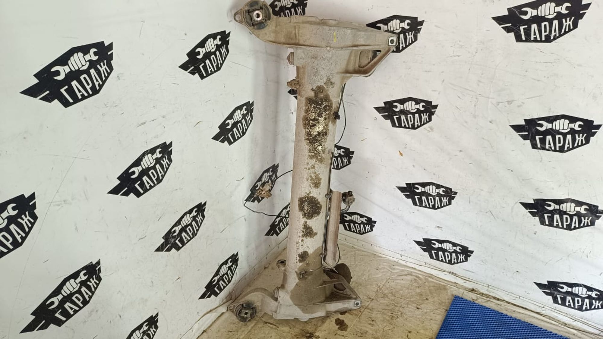 https://gcs.partsauto.market/rn-stockpro.appspot.com/thmbs/userImages/72ad5fba4727bffbc6ea9a8c61494201/part/04fde13f-5814-4214-873f-7a954dcf058b_1746276295303.jpg