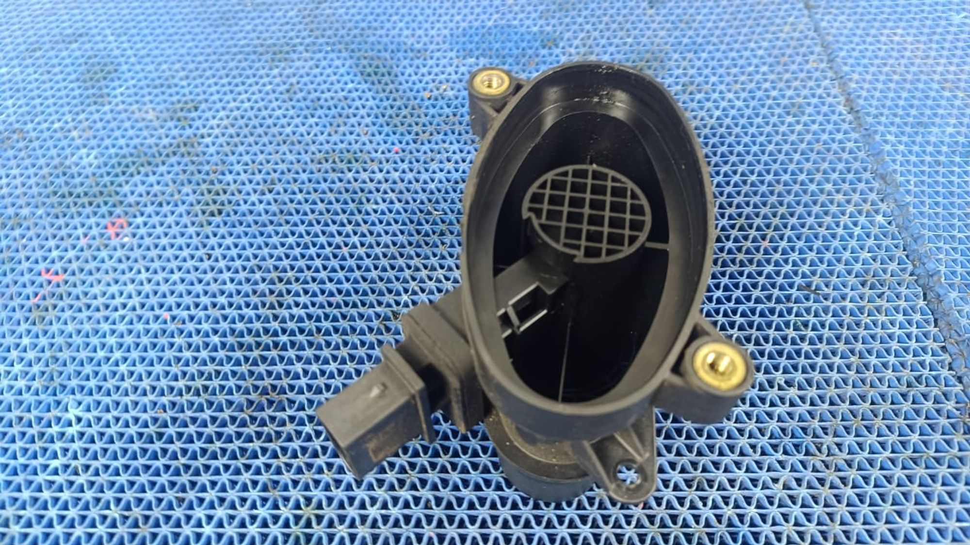 https://gcs.partsauto.market/rn-stockpro.appspot.com/thmbs/userImages/72ad5fba4727bffbc6ea9a8c61494201/part/07538973-a40d-4bef-9d9e-e04906d58188_1745229074232.jpg
