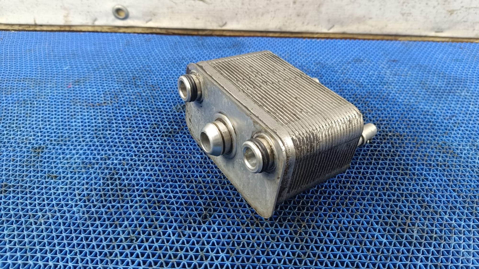 https://gcs.partsauto.market/rn-stockpro.appspot.com/thmbs/userImages/72ad5fba4727bffbc6ea9a8c61494201/part/0754f6b7-c32e-4032-bff5-c7586f2f287e_1733748972739.jpg