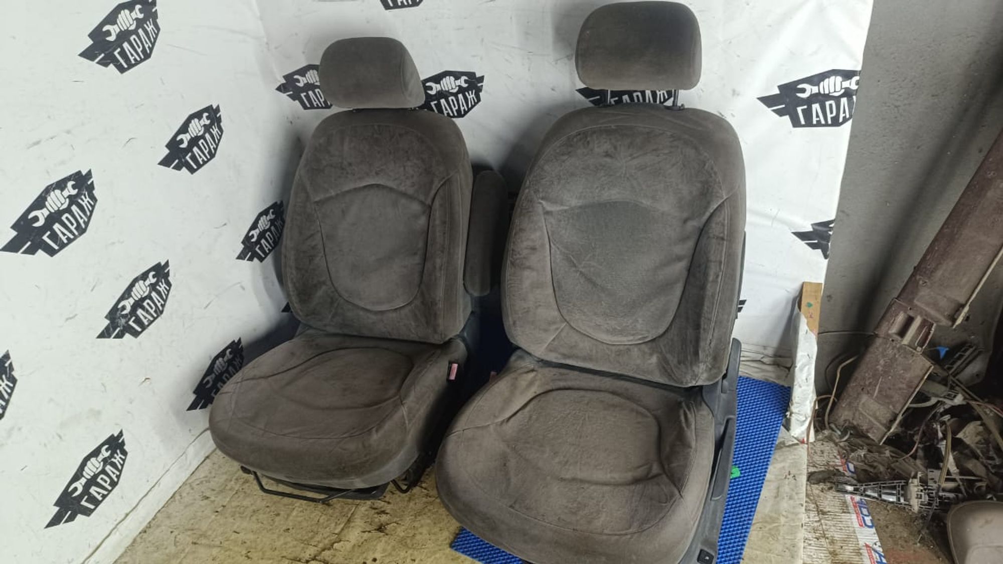 https://gcs.partsauto.market/rn-stockpro.appspot.com/thmbs/userImages/72ad5fba4727bffbc6ea9a8c61494201/part/079da71d-fb50-4b4b-8be9-7599fd129326_1744396859672.jpg