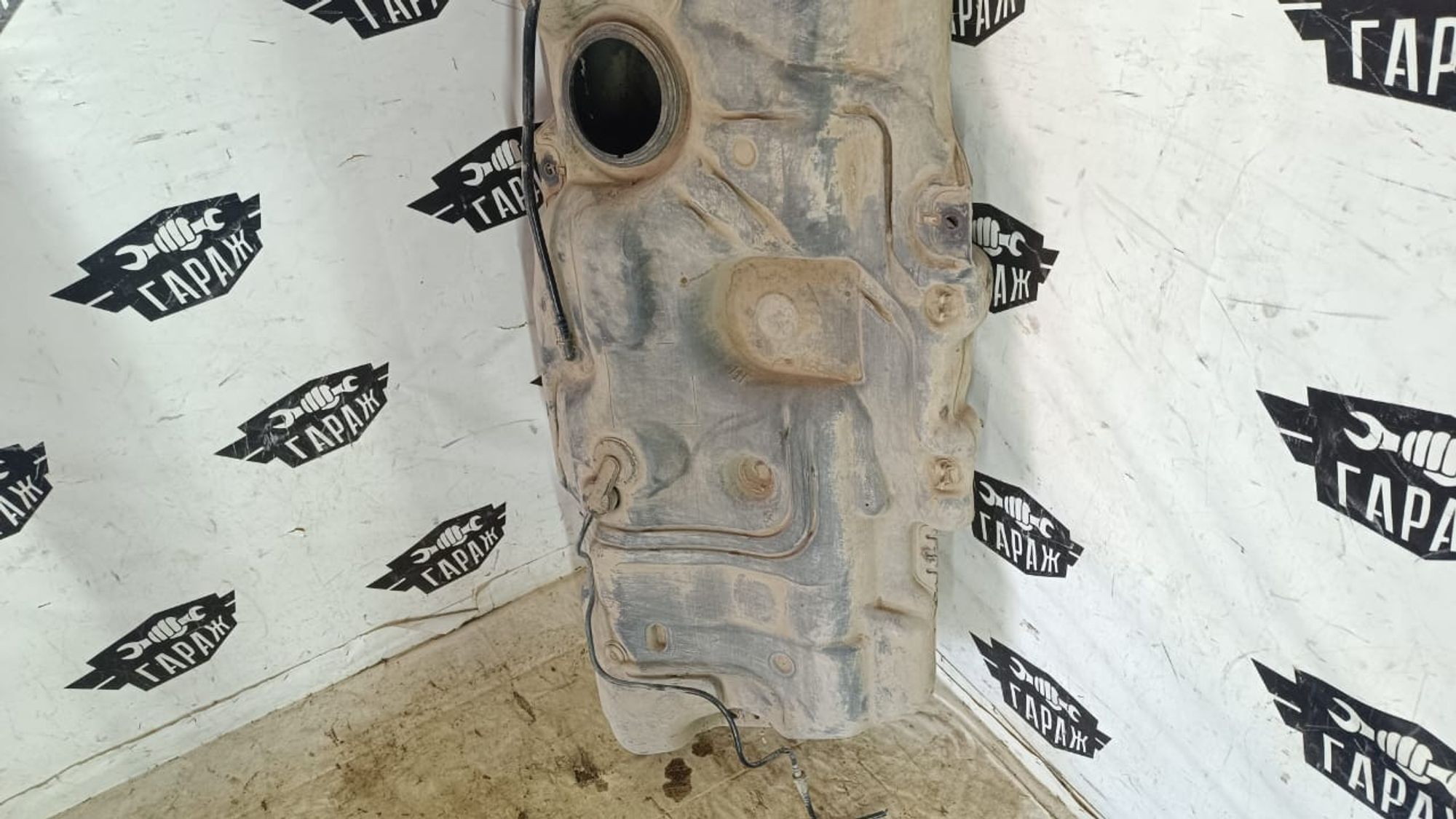 https://gcs.partsauto.market/rn-stockpro.appspot.com/thmbs/userImages/72ad5fba4727bffbc6ea9a8c61494201/part/07be7781-1cf4-4c7f-8294-5dfd241aa18b_1746276238005.jpg