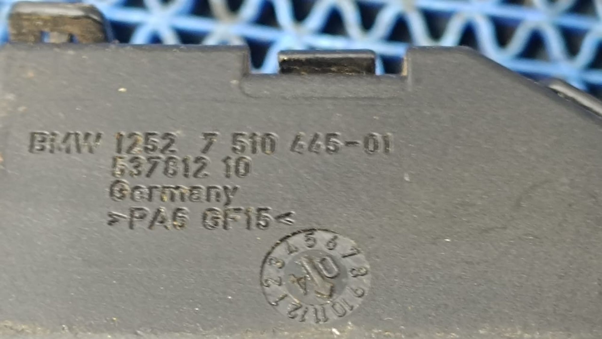 https://gcs.partsauto.market/rn-stockpro.appspot.com/thmbs/userImages/72ad5fba4727bffbc6ea9a8c61494201/part/09542161-e102-47b1-9bc1-af4c6a11da2a_1733487155792.jpg