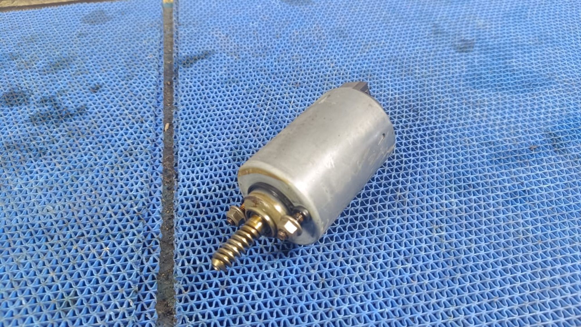 https://gcs.partsauto.market/rn-stockpro.appspot.com/thmbs/userImages/72ad5fba4727bffbc6ea9a8c61494201/part/0bf861ec-5cfc-49ee-9fbc-4b4967a71b6f_1745584946936.jpg