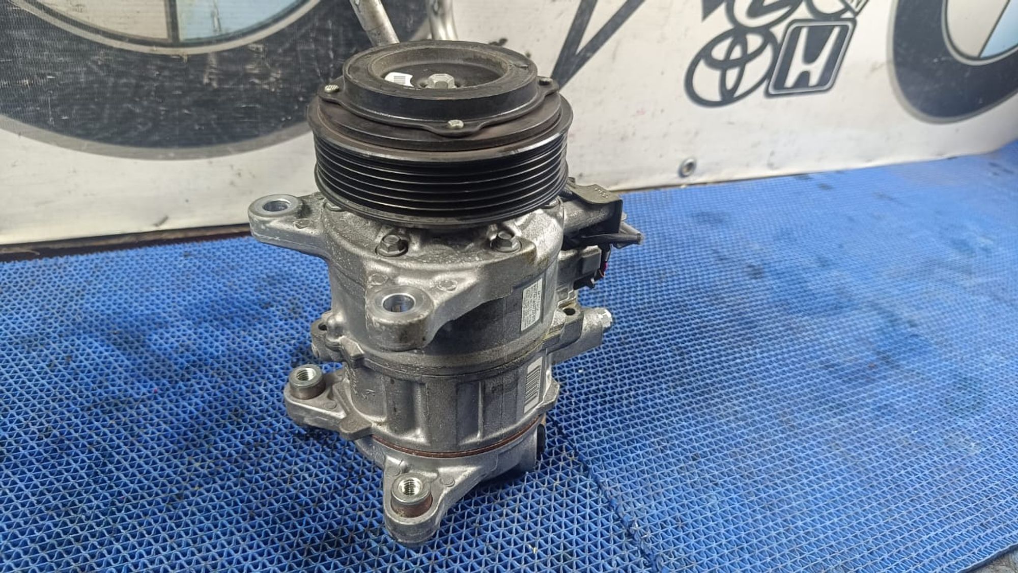 https://gcs.partsauto.market/rn-stockpro.appspot.com/thmbs/userImages/72ad5fba4727bffbc6ea9a8c61494201/part/0d72bb37-e1f3-4466-8382-b48d4cc0bb57_1747233642760.jpg