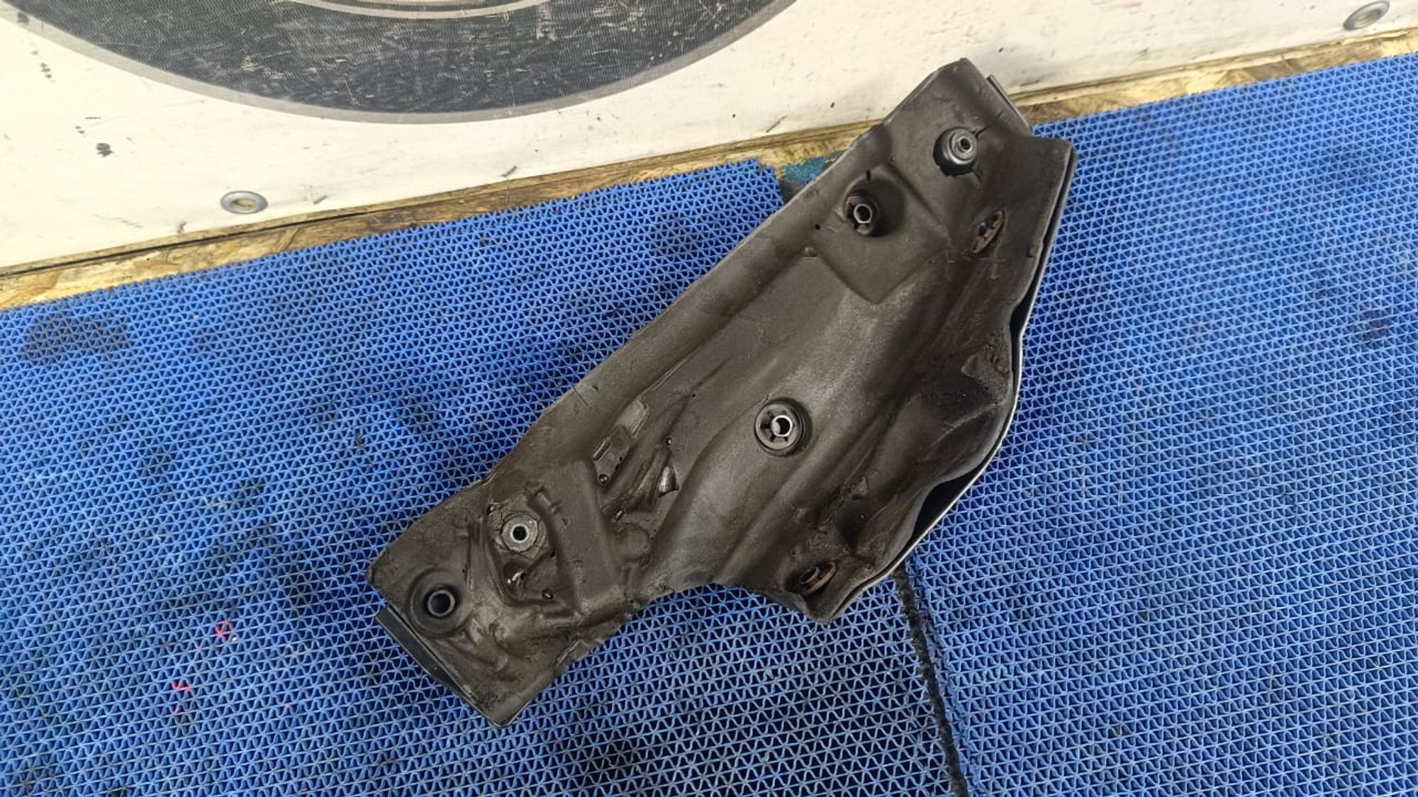 https://gcs.partsauto.market/rn-stockpro.appspot.com/thmbs/userImages/72ad5fba4727bffbc6ea9a8c61494201/part/14513109-0d9f-4aeb-be3b-9c24c87b17e8_1745393933974.jpg