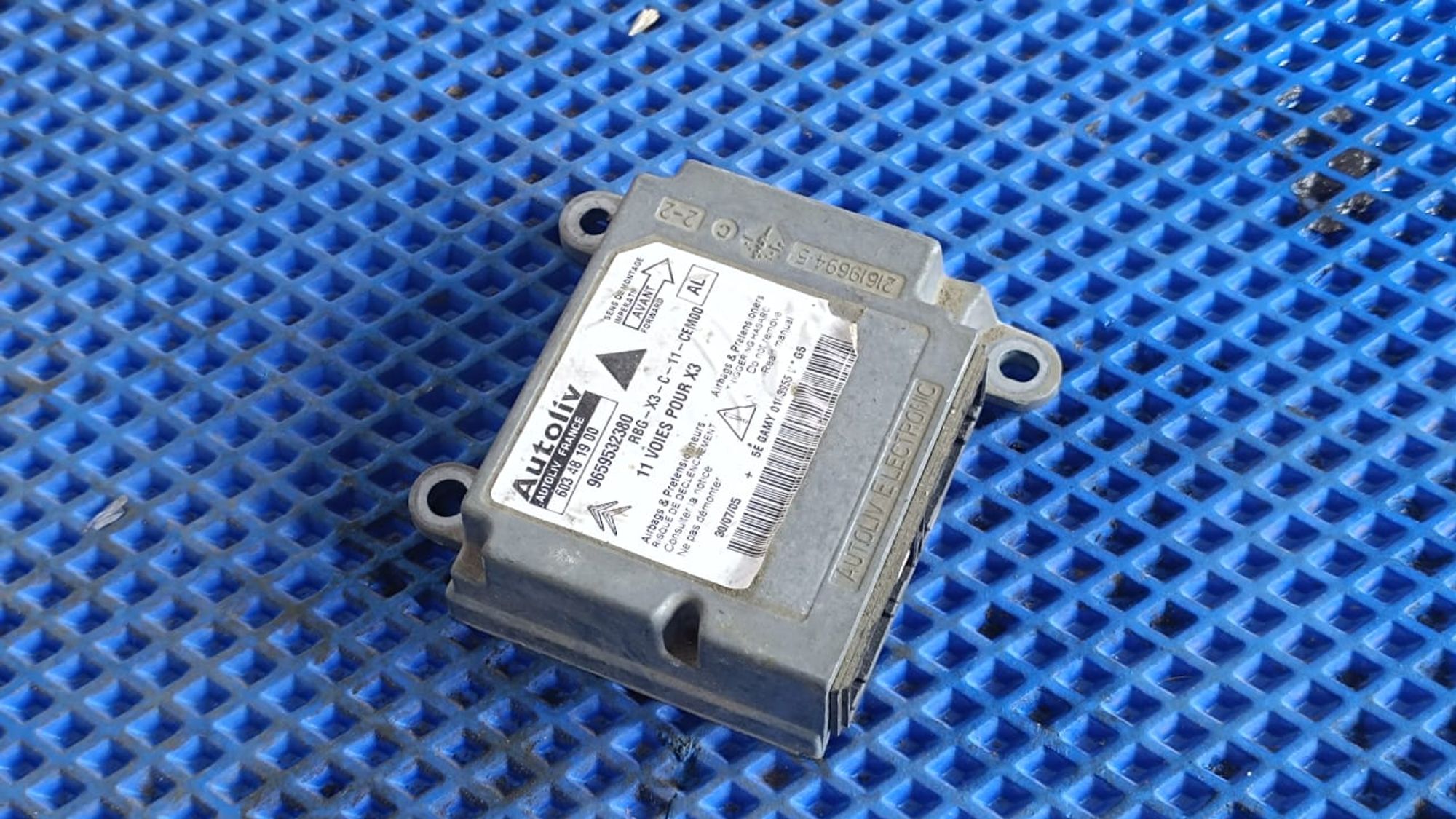 https://gcs.partsauto.market/rn-stockpro.appspot.com/thmbs/userImages/72ad5fba4727bffbc6ea9a8c61494201/part/178bbe5e-6e24-49a9-a9d5-66d62829e938_1747037355885.jpg