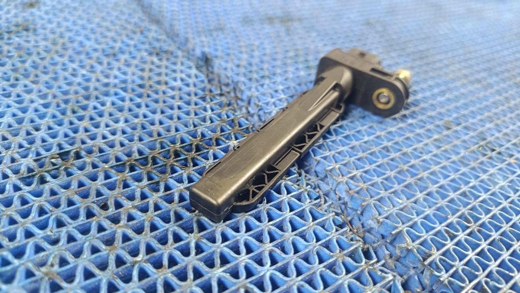 https://gcs.partsauto.market/rn-stockpro.appspot.com/thmbs/userImages/72ad5fba4727bffbc6ea9a8c61494201/part/1f35f40a-4d77-462e-9ecd-b84ca77f400a_1747907481825.jpg