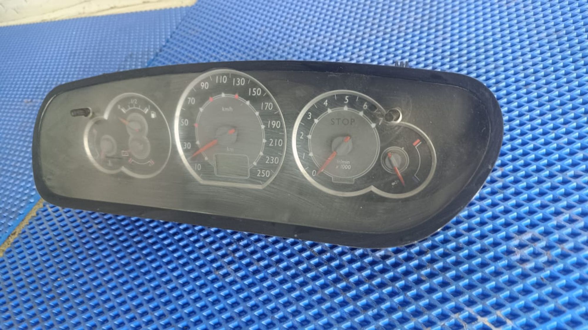 https://gcs.partsauto.market/rn-stockpro.appspot.com/thmbs/userImages/72ad5fba4727bffbc6ea9a8c61494201/part/218edd74-8781-4950-9bc4-09a25045a7d2_1744396899415.jpg