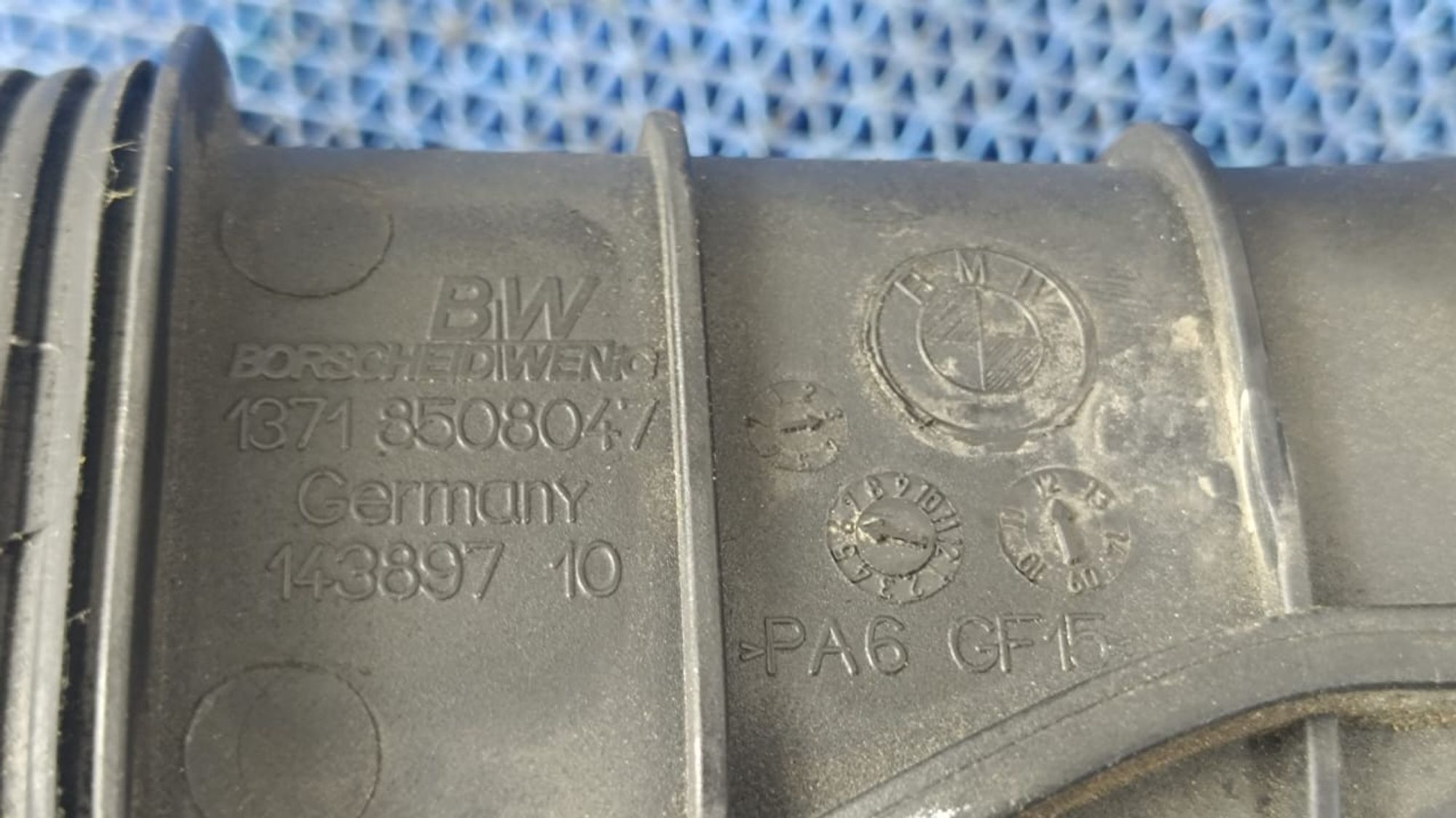 https://gcs.partsauto.market/rn-stockpro.appspot.com/thmbs/userImages/72ad5fba4727bffbc6ea9a8c61494201/part/28041a85-a852-43e5-a449-820cdf529413_1747724644492.jpg